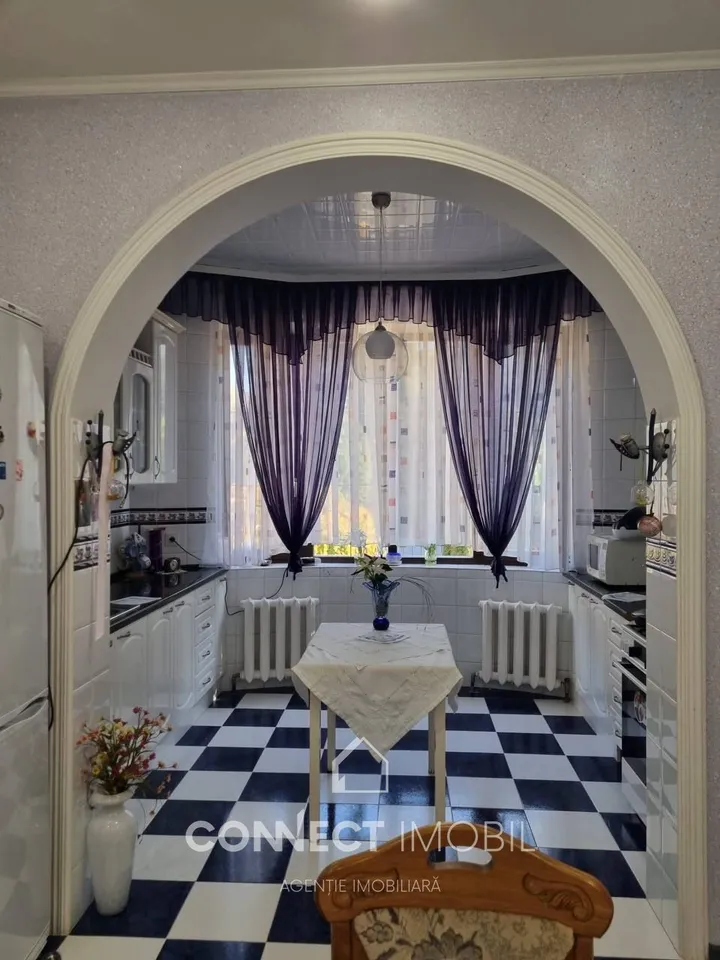 4-этажный дом, 430 м² — Изображение 2