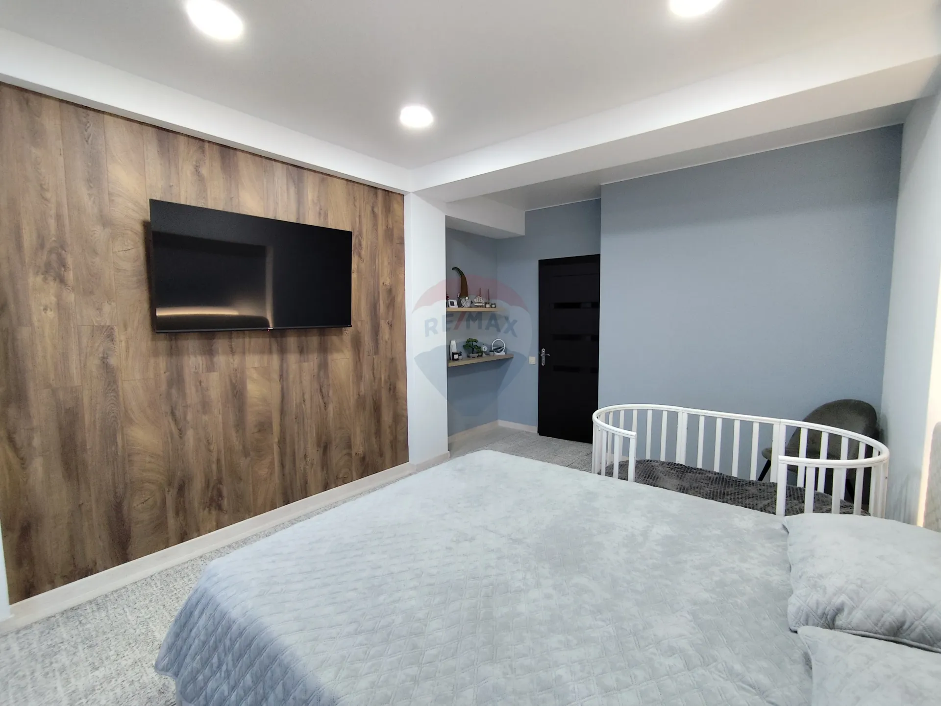 2-bedroom apartment, 92 m² — Image 10