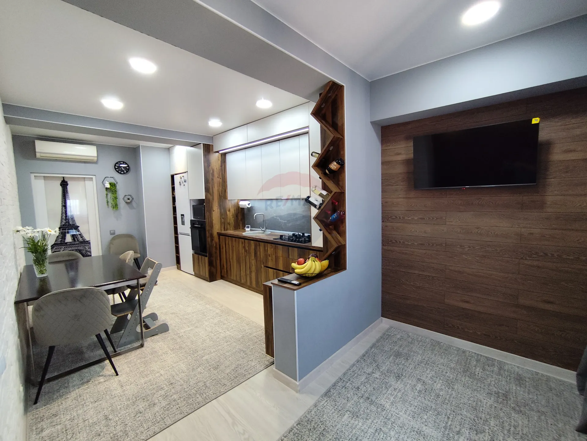 2-bedroom apartment, 92 m² — Image 2