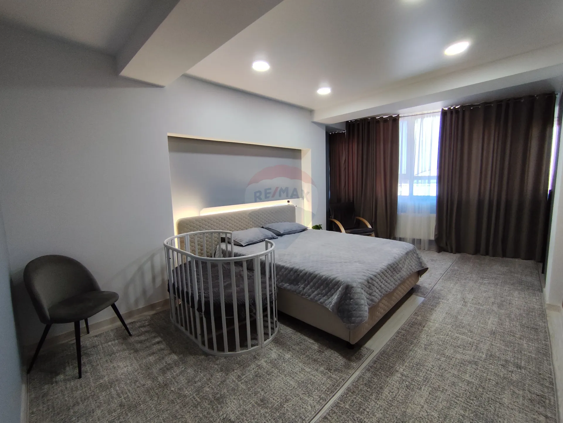 2-bedroom apartment, 92 m² — Image 9