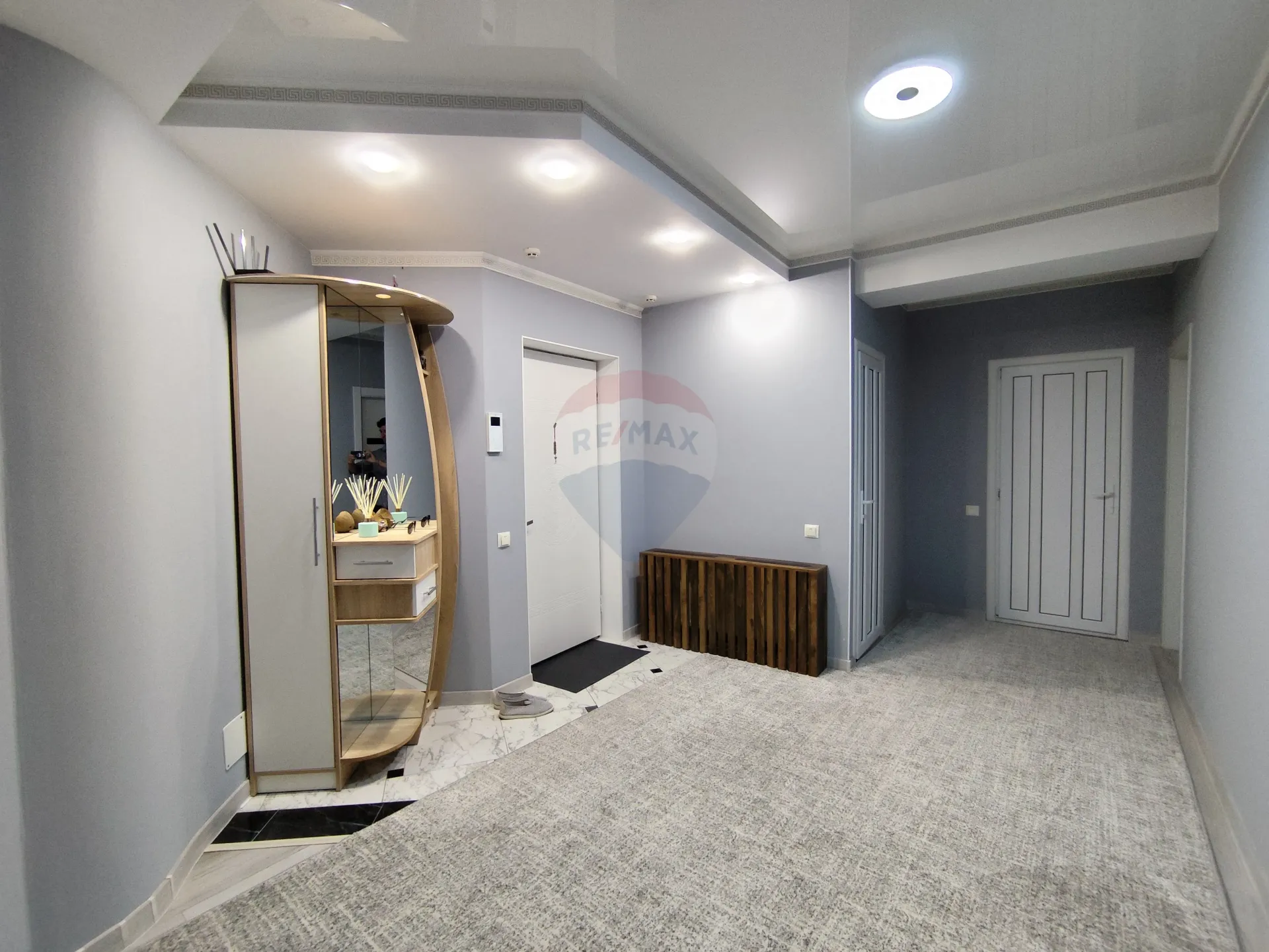 2-bedroom apartment, 92 m² — Image 7