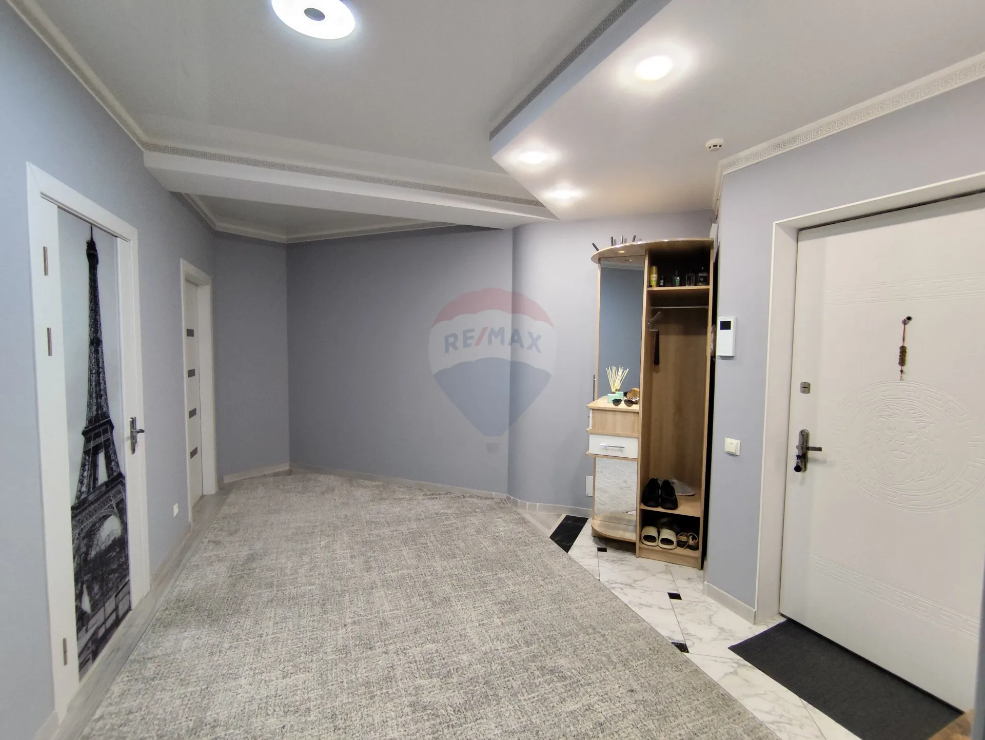 2-bedroom apartment, 92 m² — Image 15