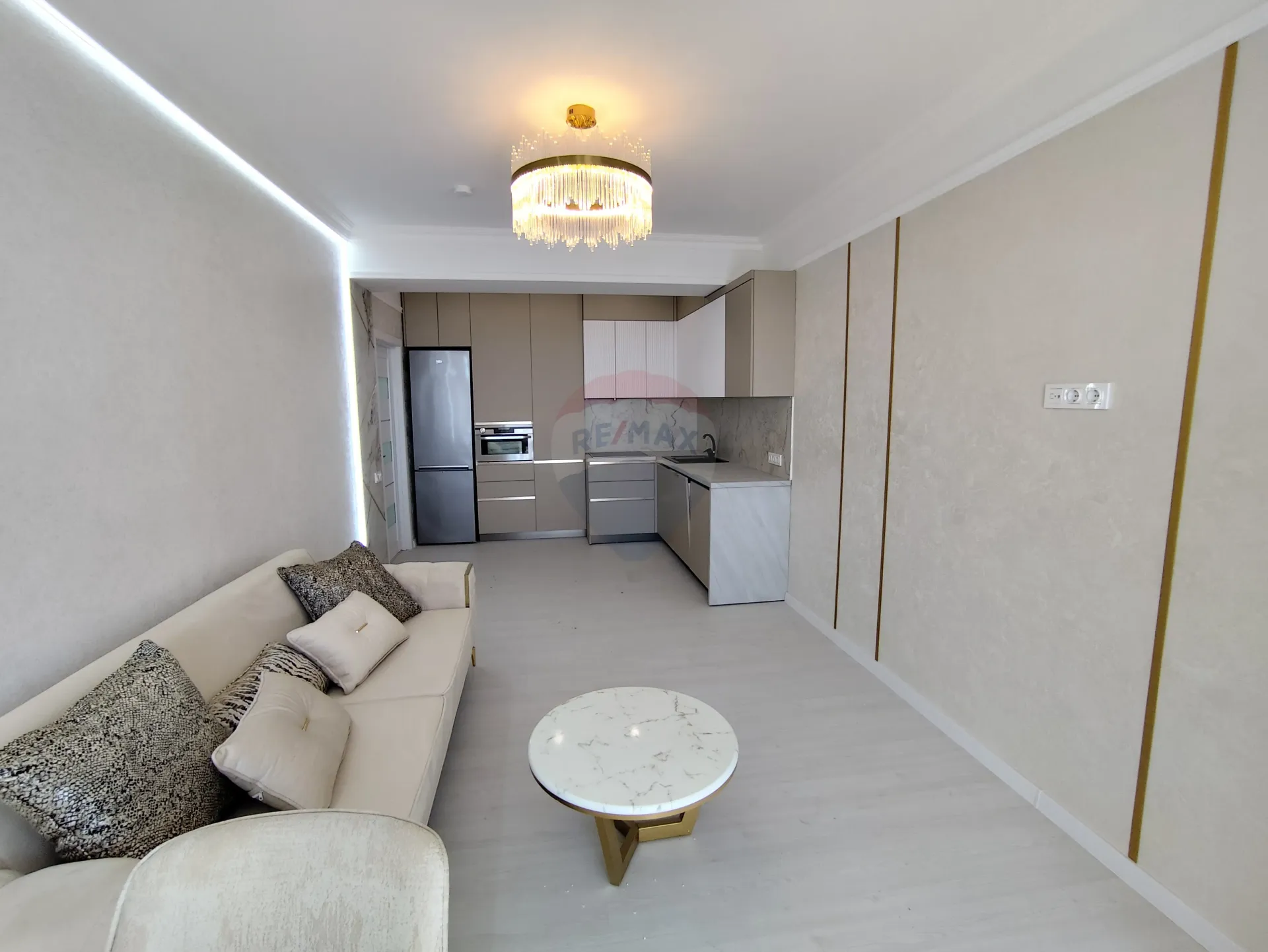2-bedroom apartment, 76 m² — Image 1