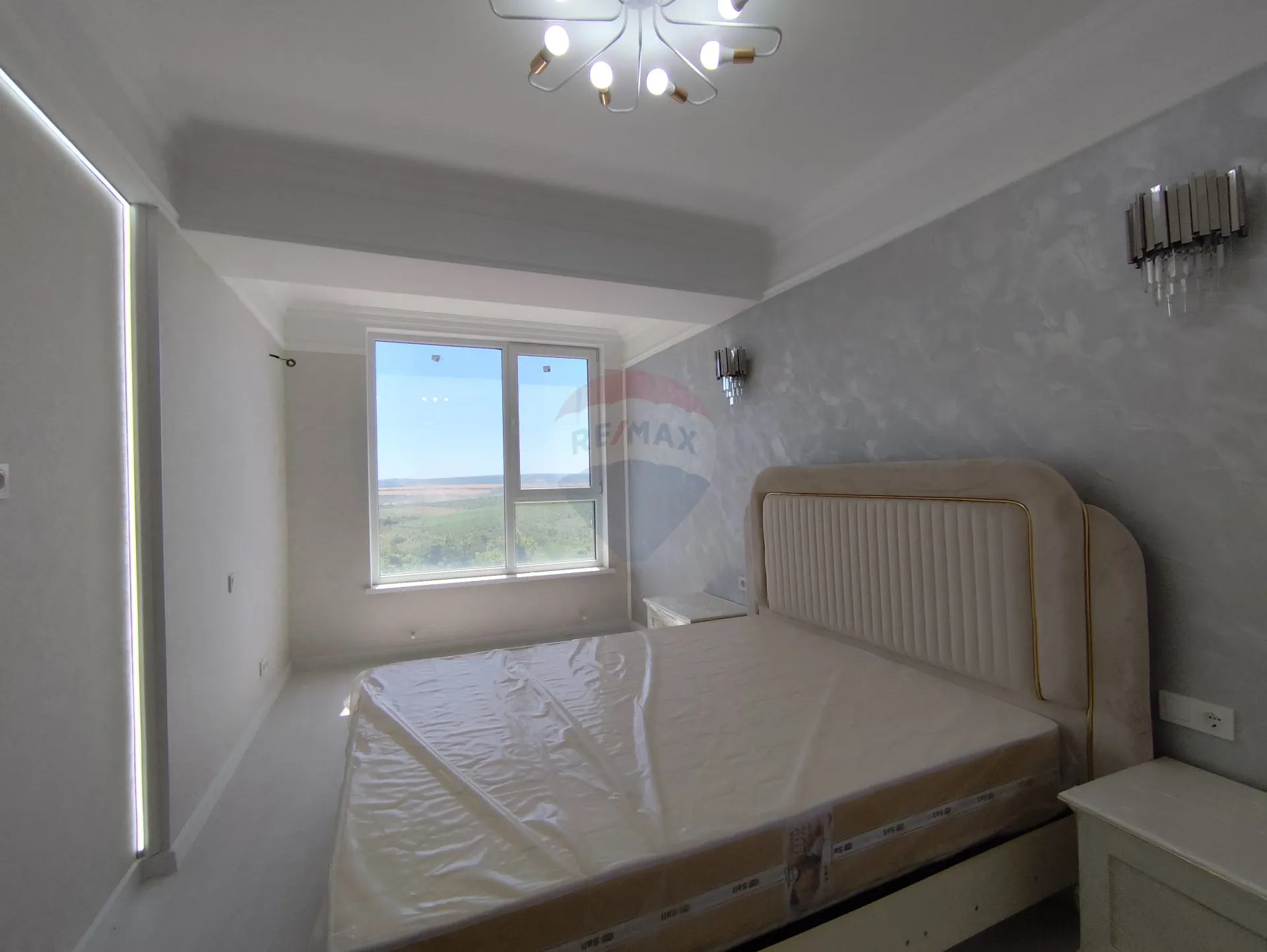 2-bedroom apartment, 76 m² — Image 4