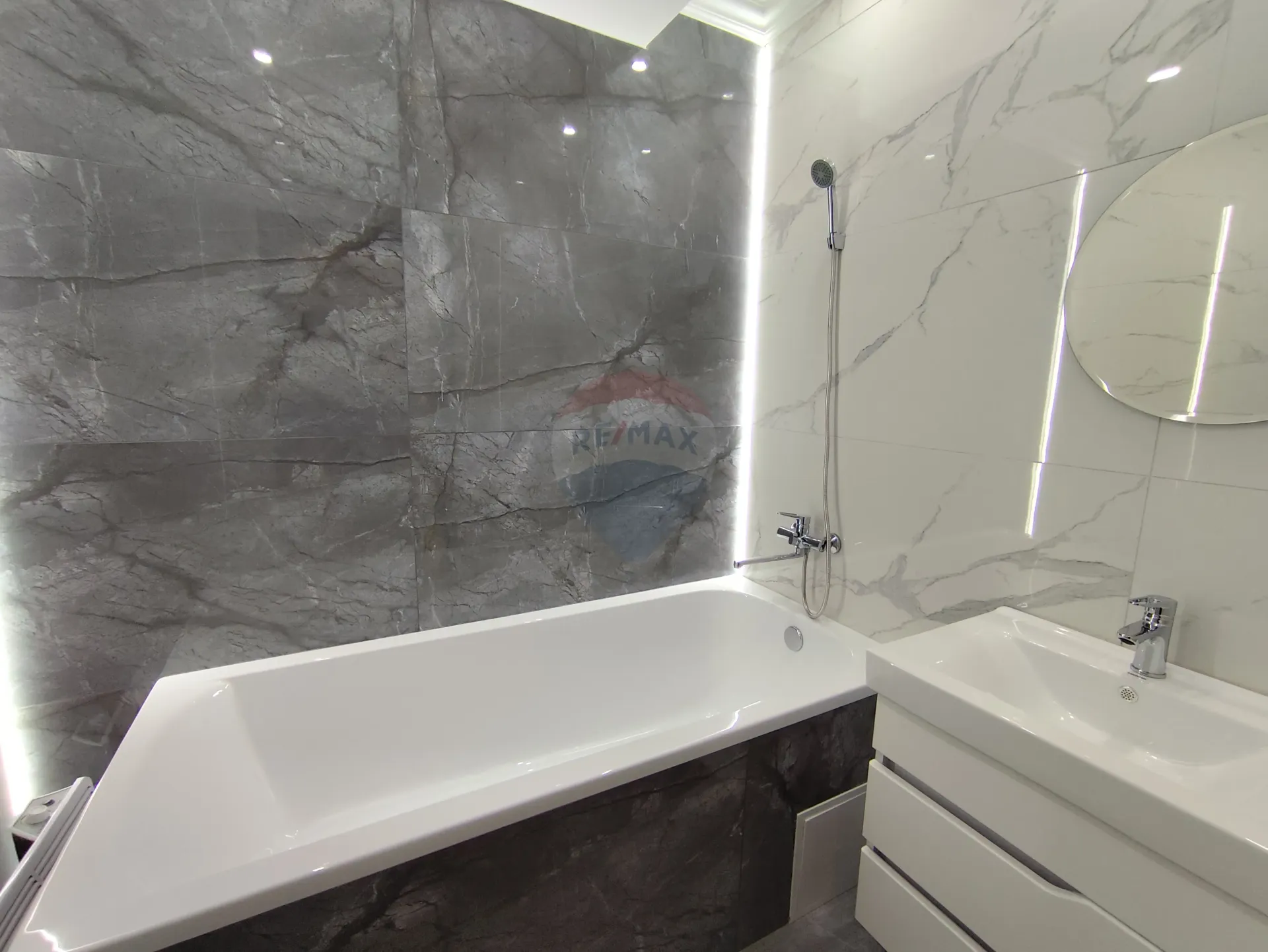 2-bedroom apartment, 76 m² — Image 5