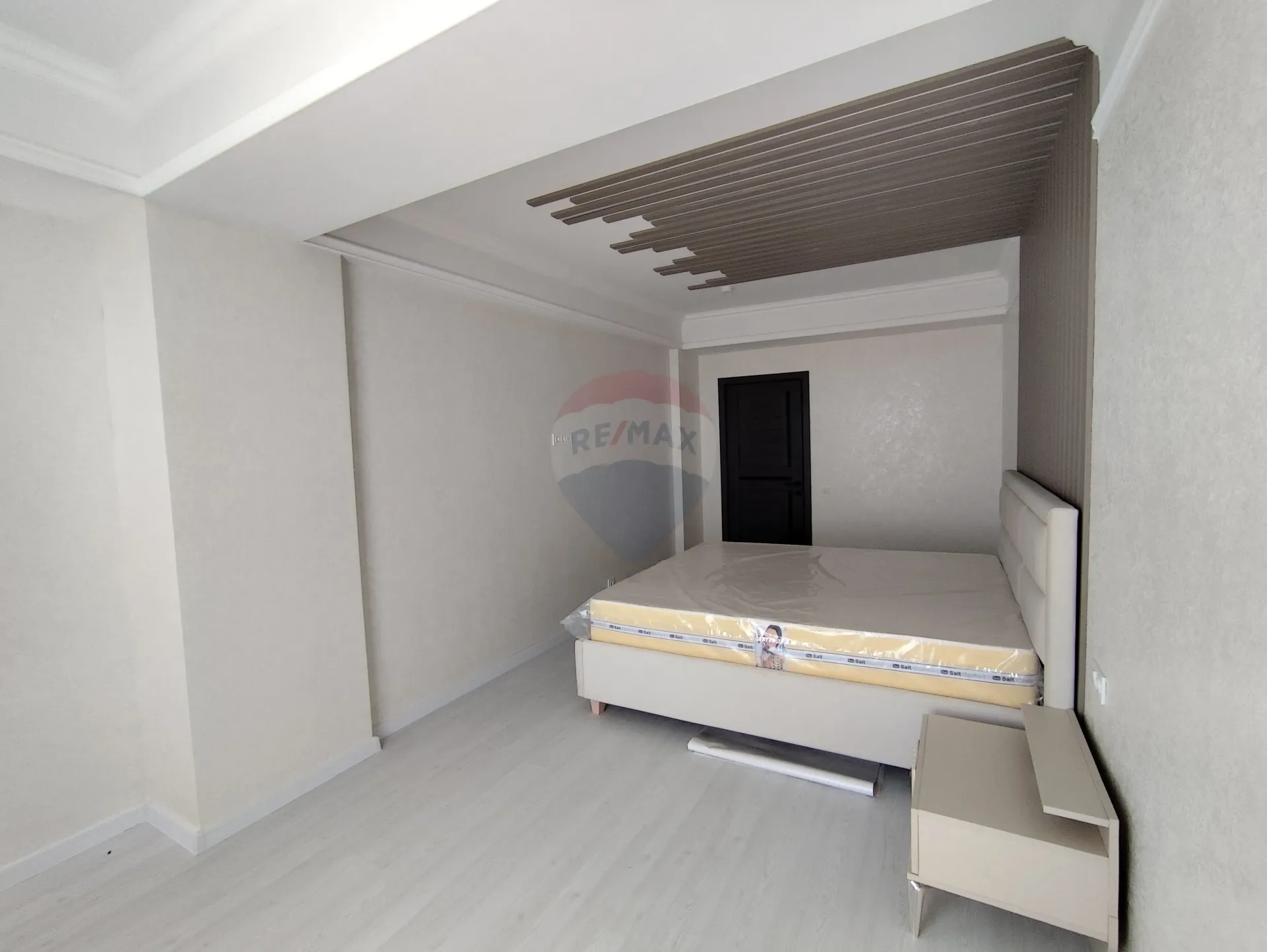 2-bedroom apartment, 76 m² — Image 12