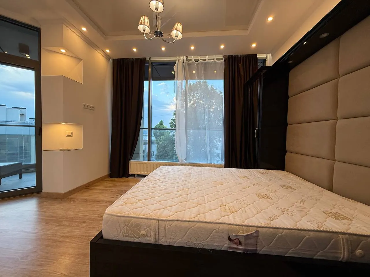 2-bedroom apartment, 100 m² — Image 2