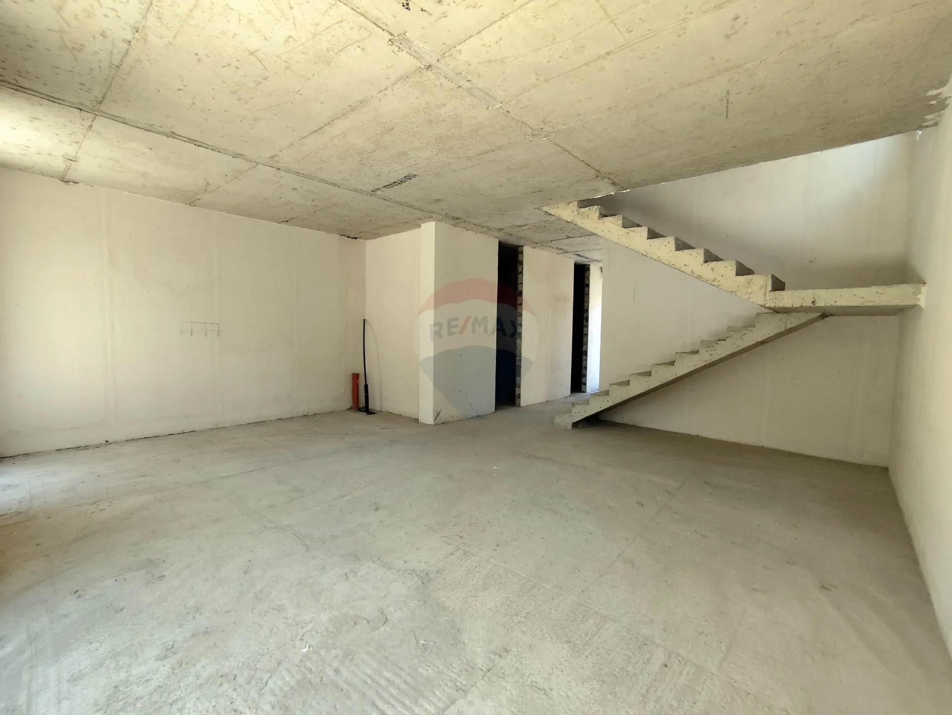 2-floor house, 185 m² — Image 2