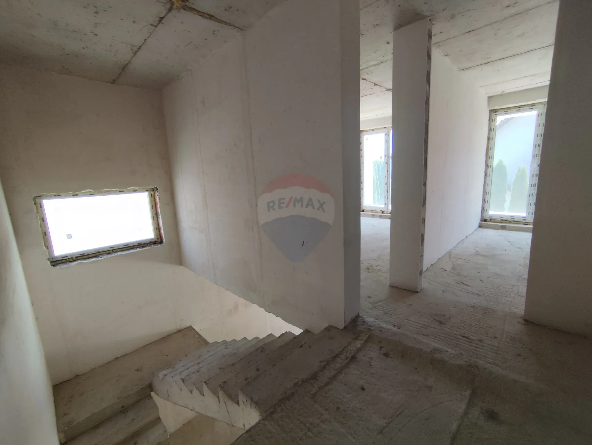 2-floor house, 185 m² — Image 9