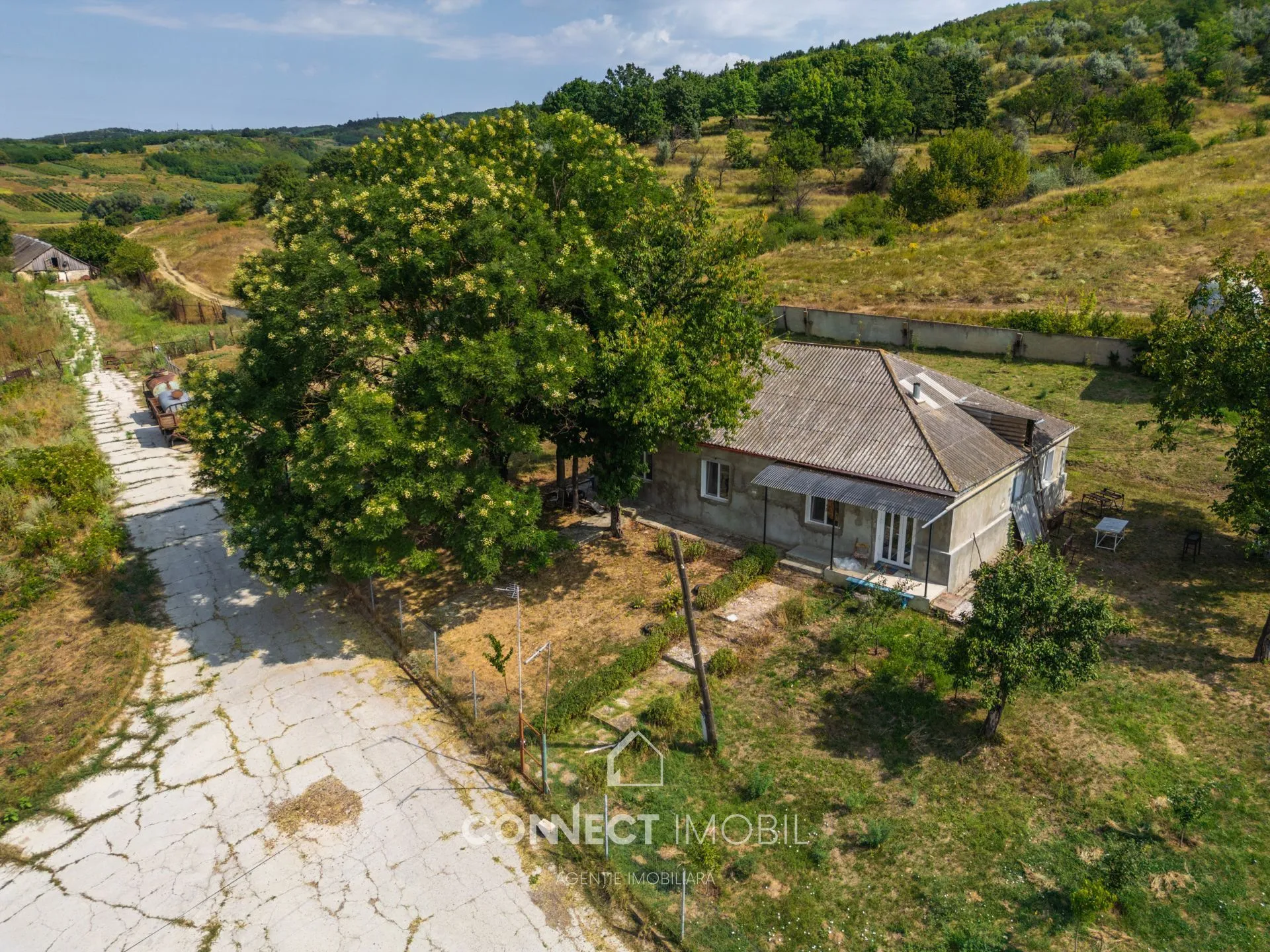 Помещение свободного назначения, 8 000 м² — Изображение 1