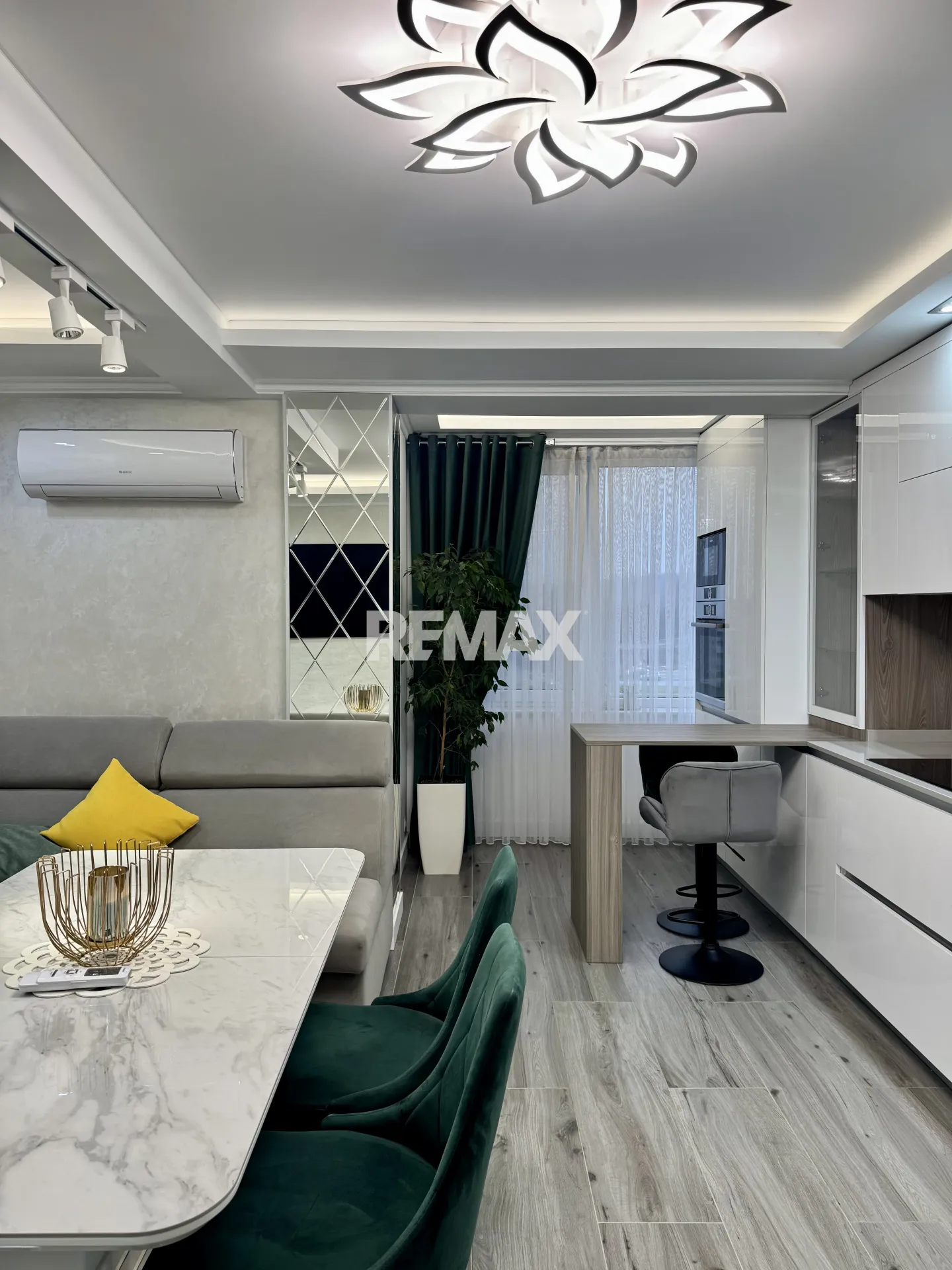 2-bedroom apartment, 78 m² — Image 1