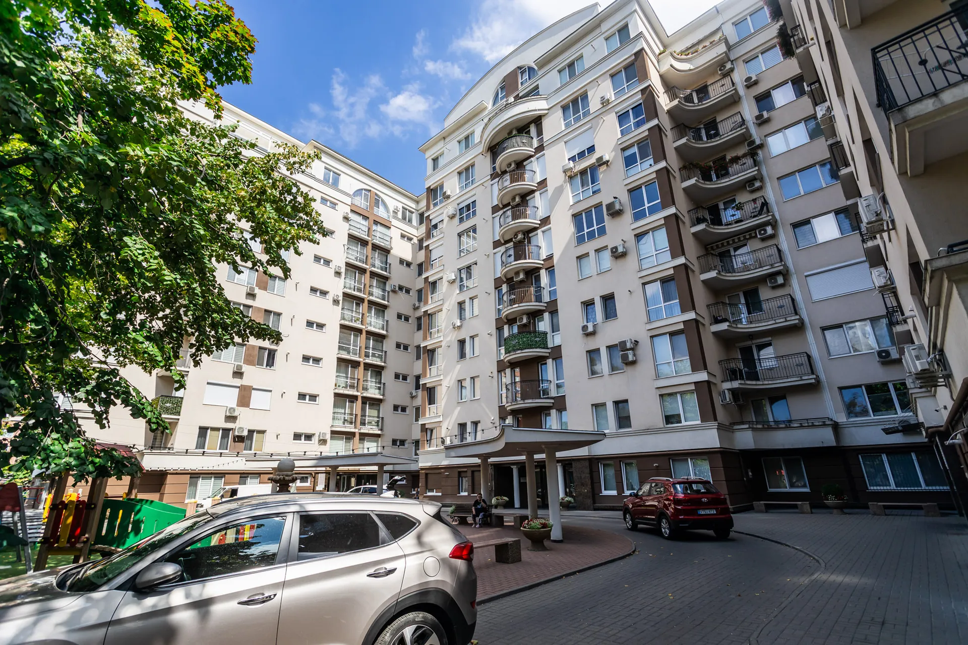 2-комнатная квартира, 96 м² — Изображение 4