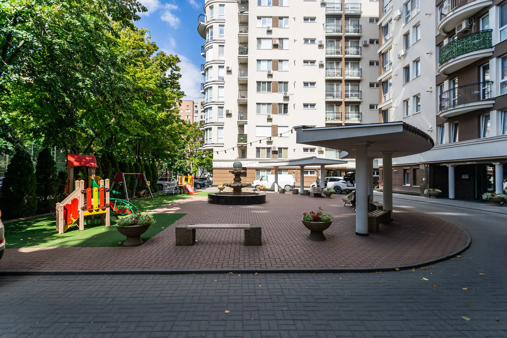 2-комнатная квартира, 96 м² — Изображение 2