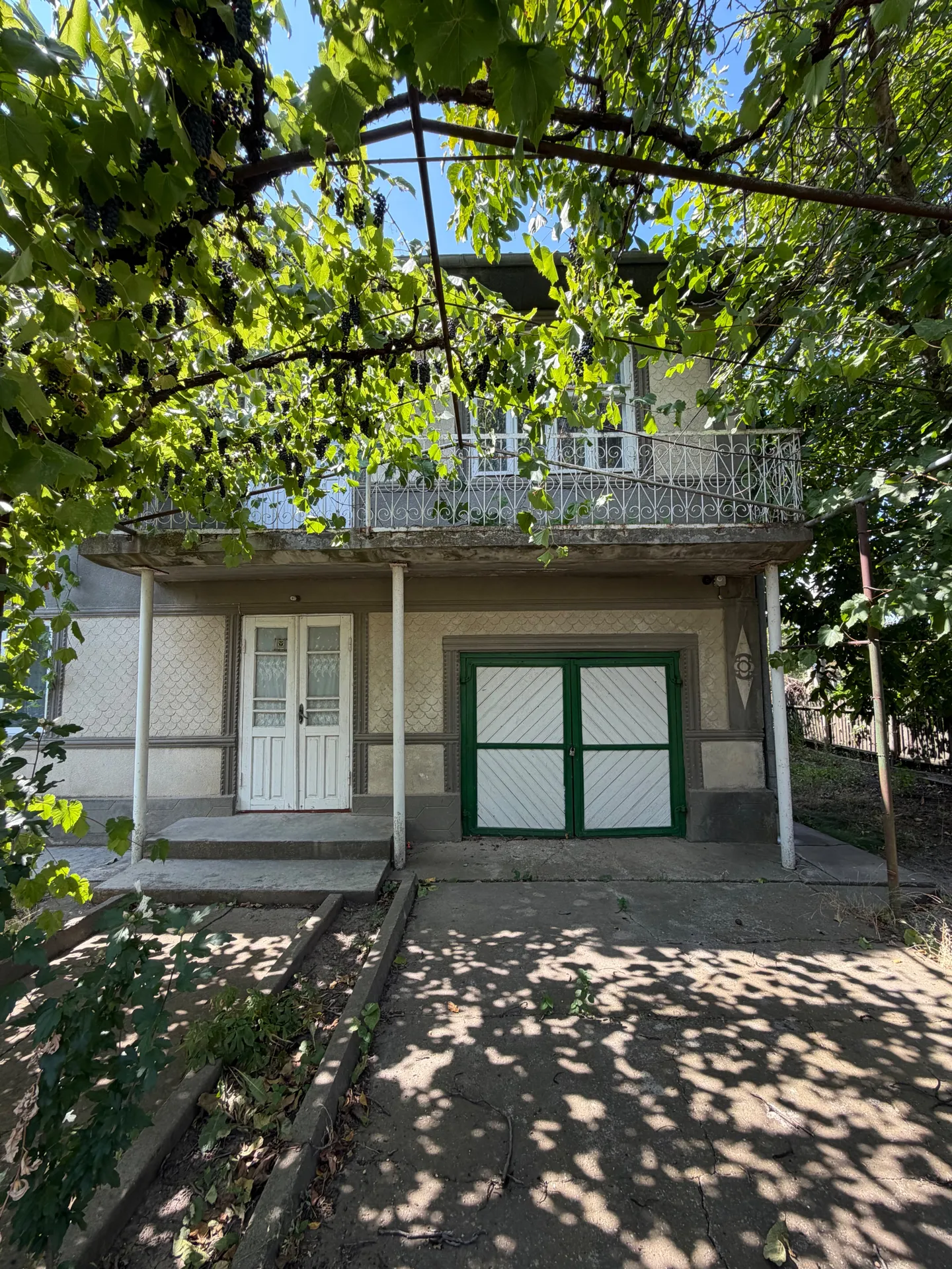 2-floor house, 218 m² — Image 2