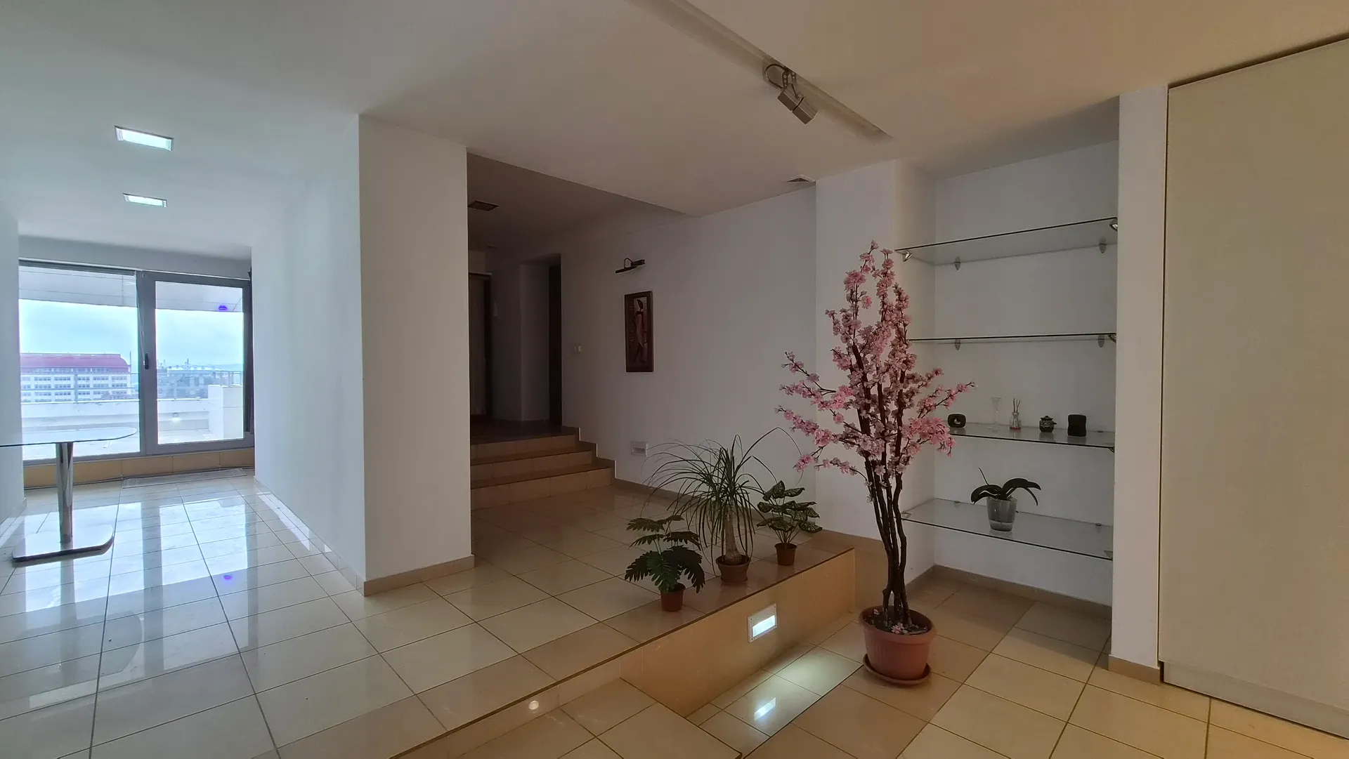2-bedroom apartment, 120 m² — Image 4