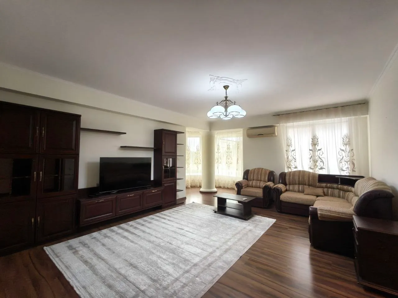 2-комнатная квартира, 106 м² — Изображение 1