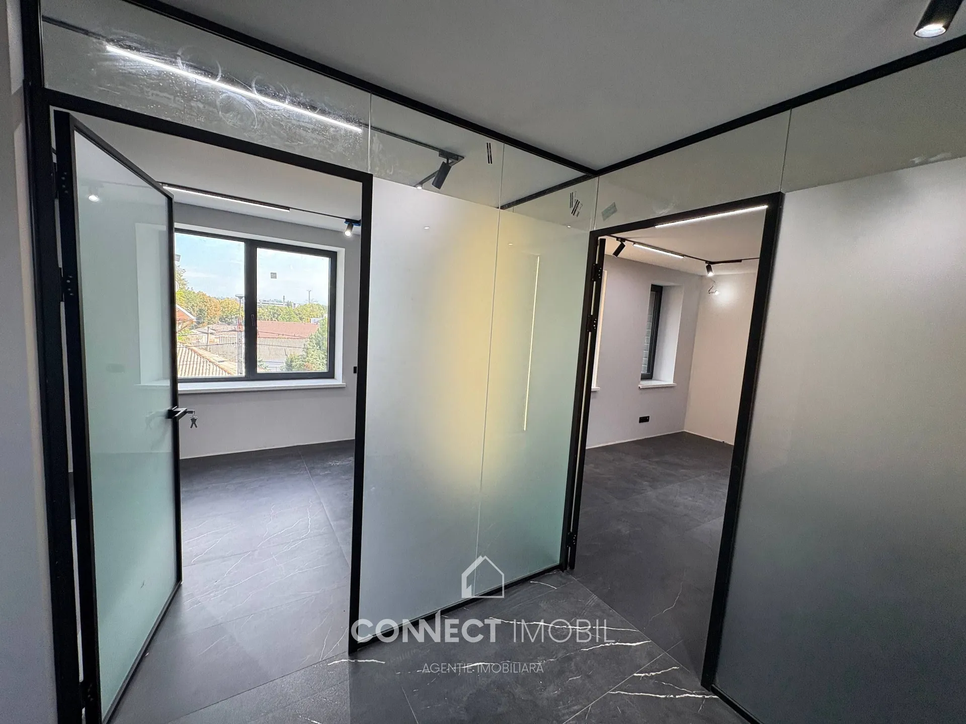 Spațiu cu destinație liberă, 150 m² — Imagine 3