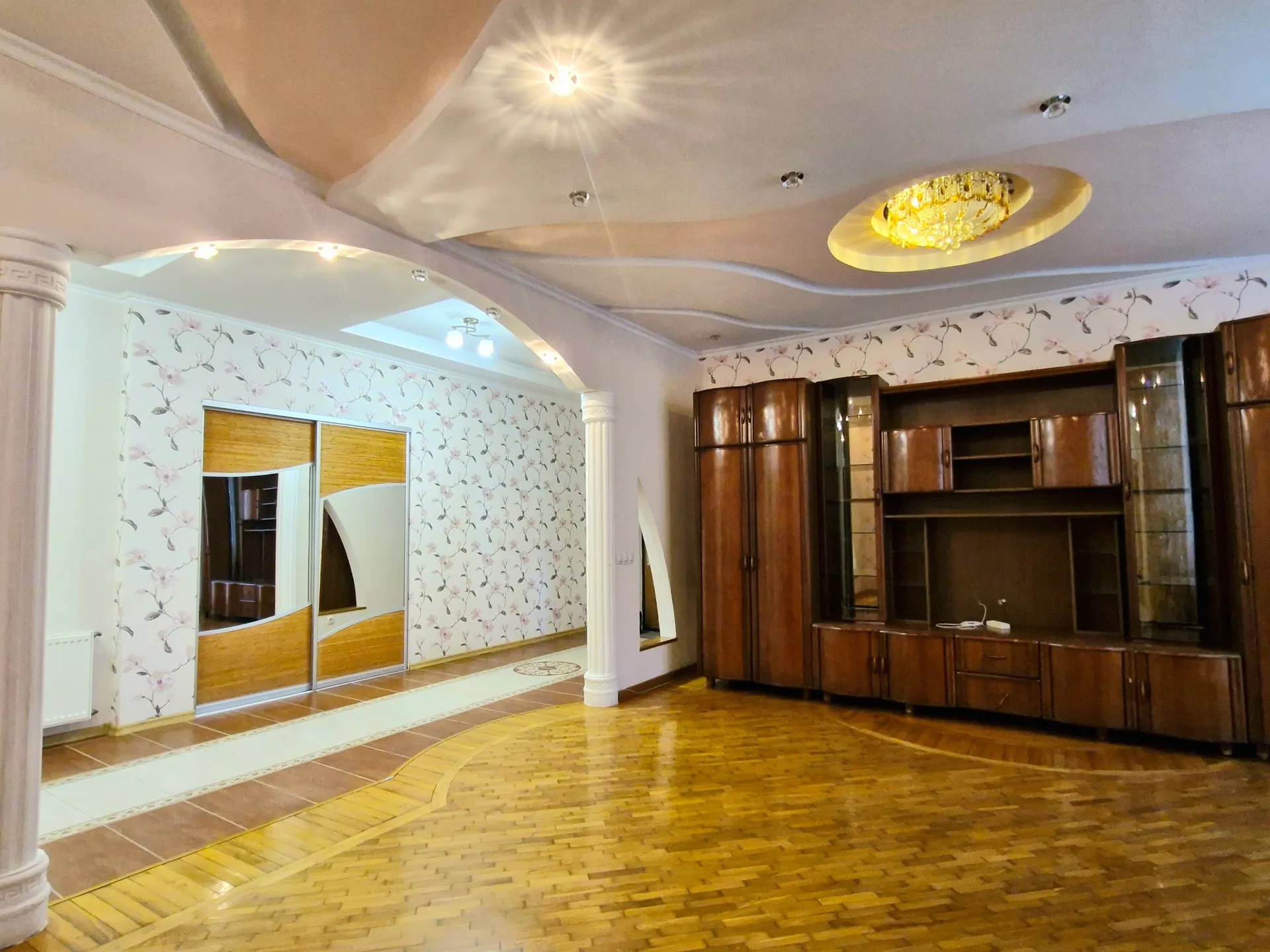 2-комнатная квартира, 125 м² — Изображение 4