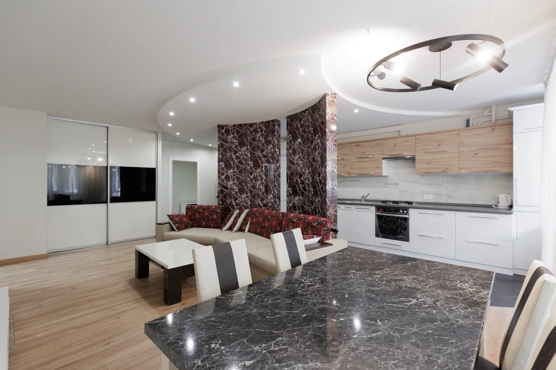 2-camere apartament, 80 m² — Imagine 1