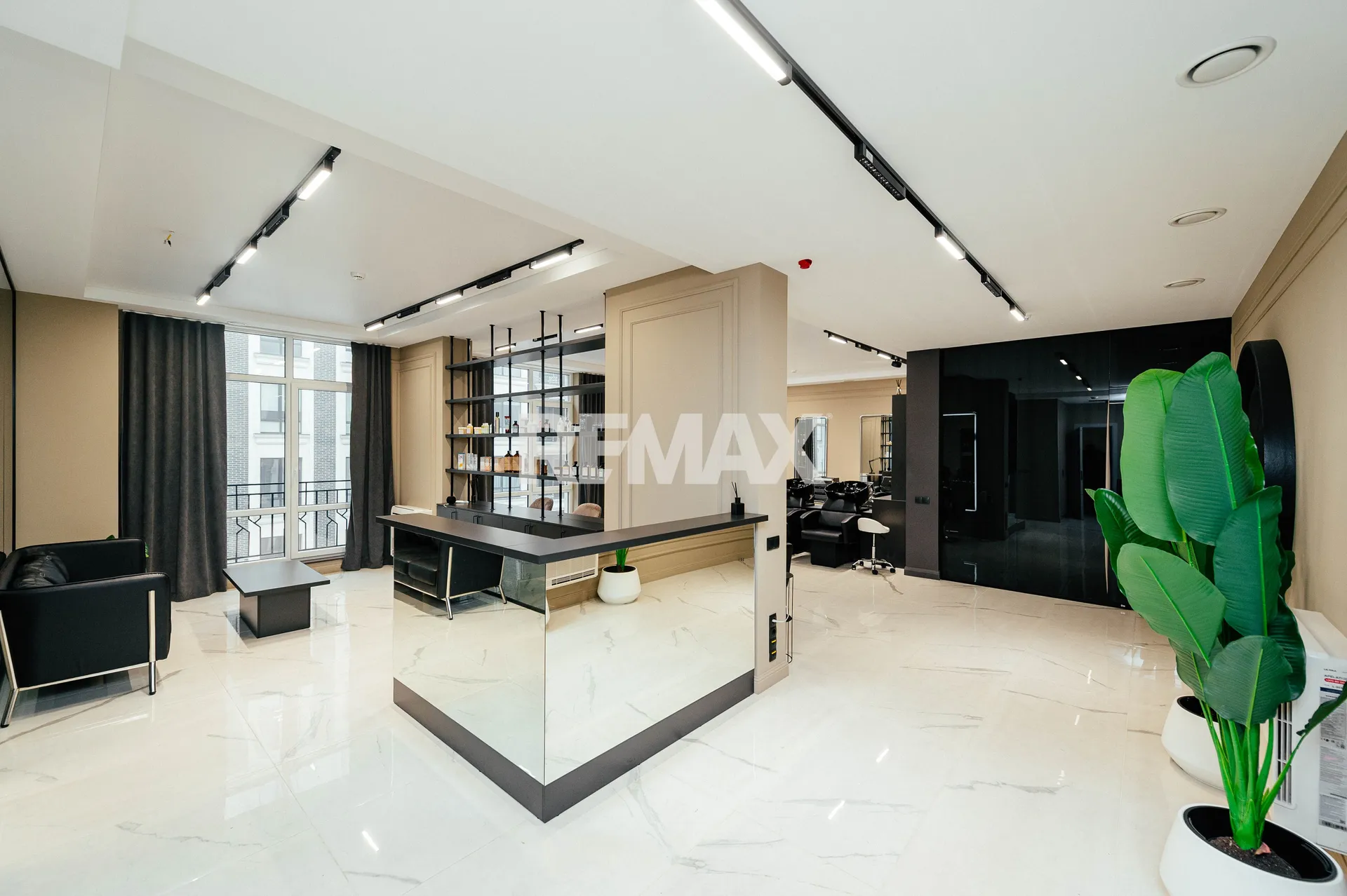 Ready business, 102 m² — Image 1