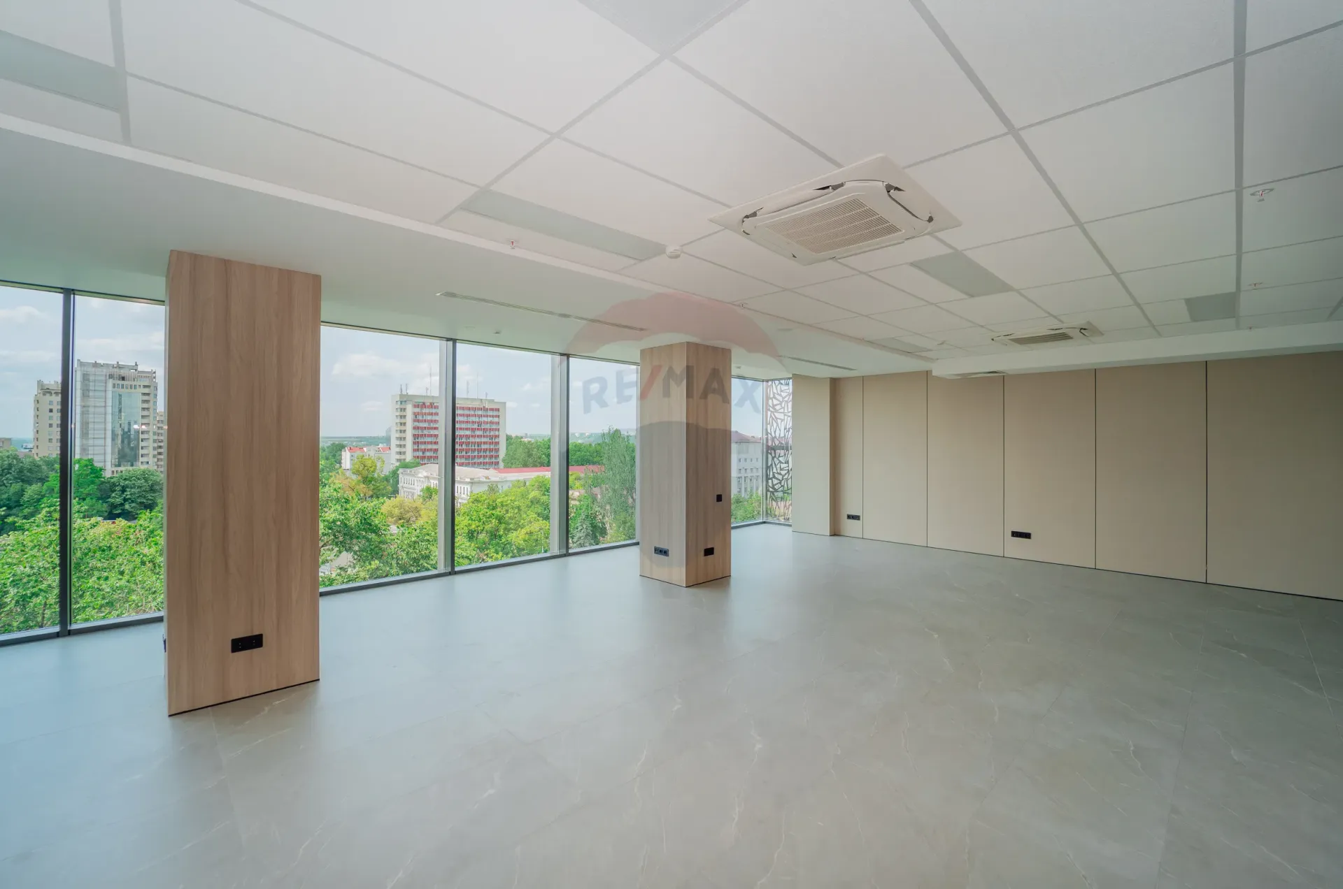 1-bedroom office, 120 m² — Image 2