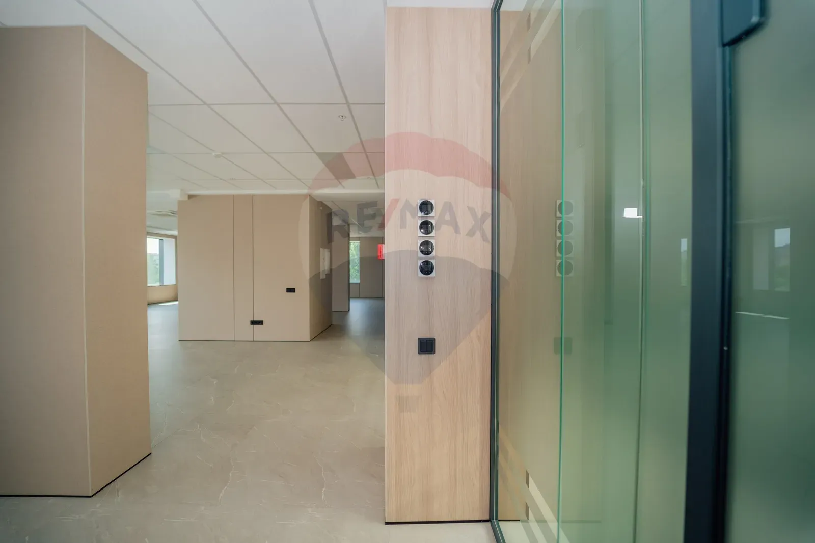 1-bedroom office, 168.2 m² — Image 8