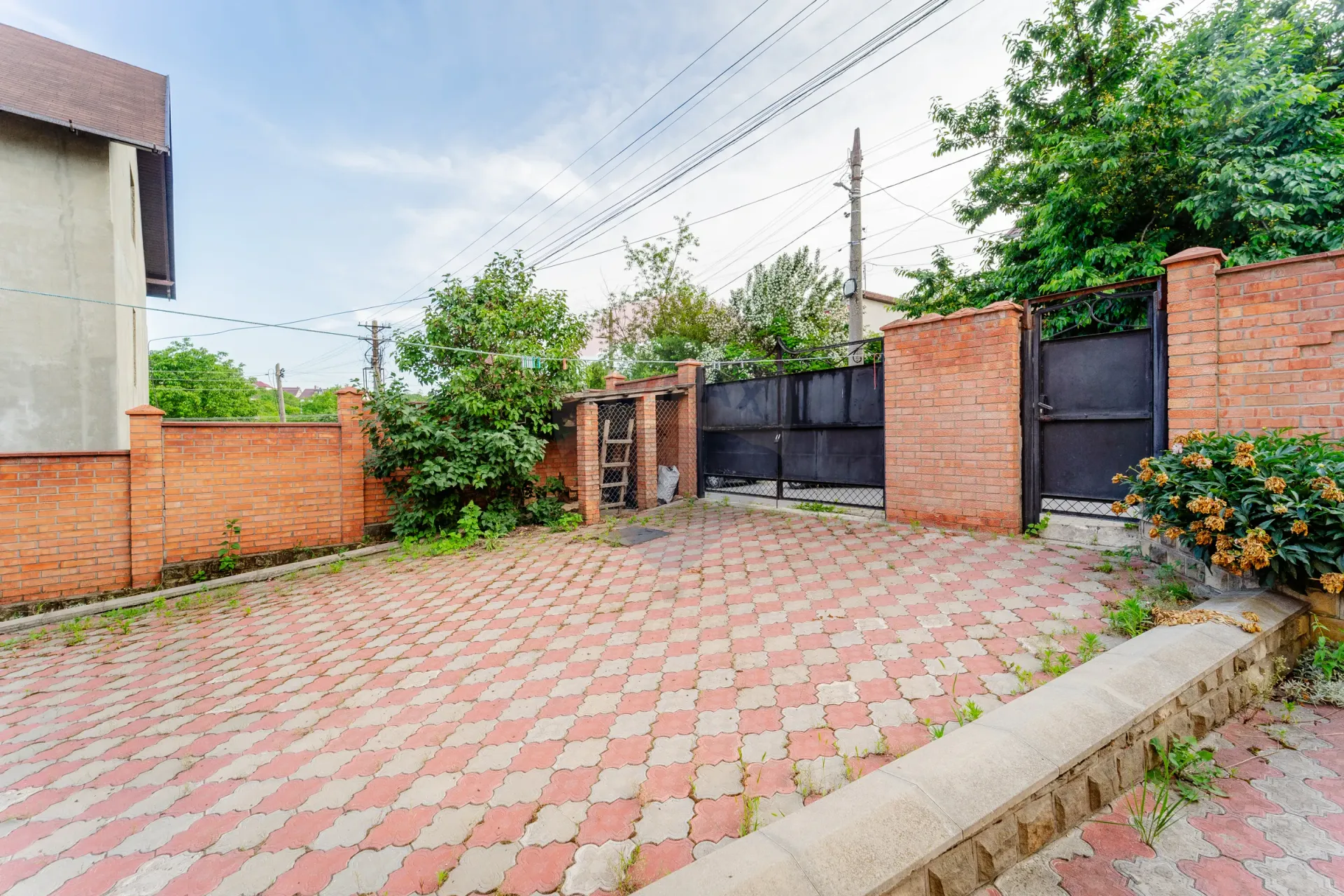 3-floor house, 315 m² — Image 19