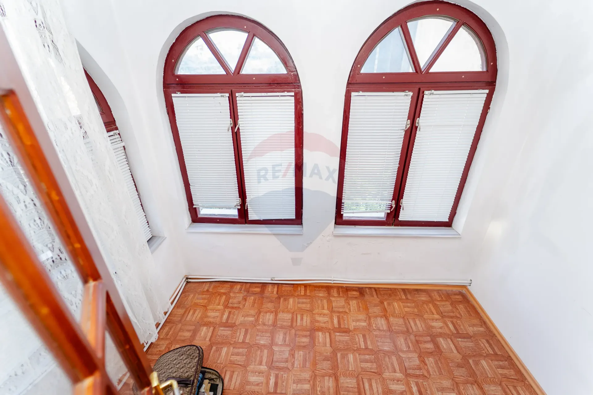 3-floor house, 315 m² — Image 6