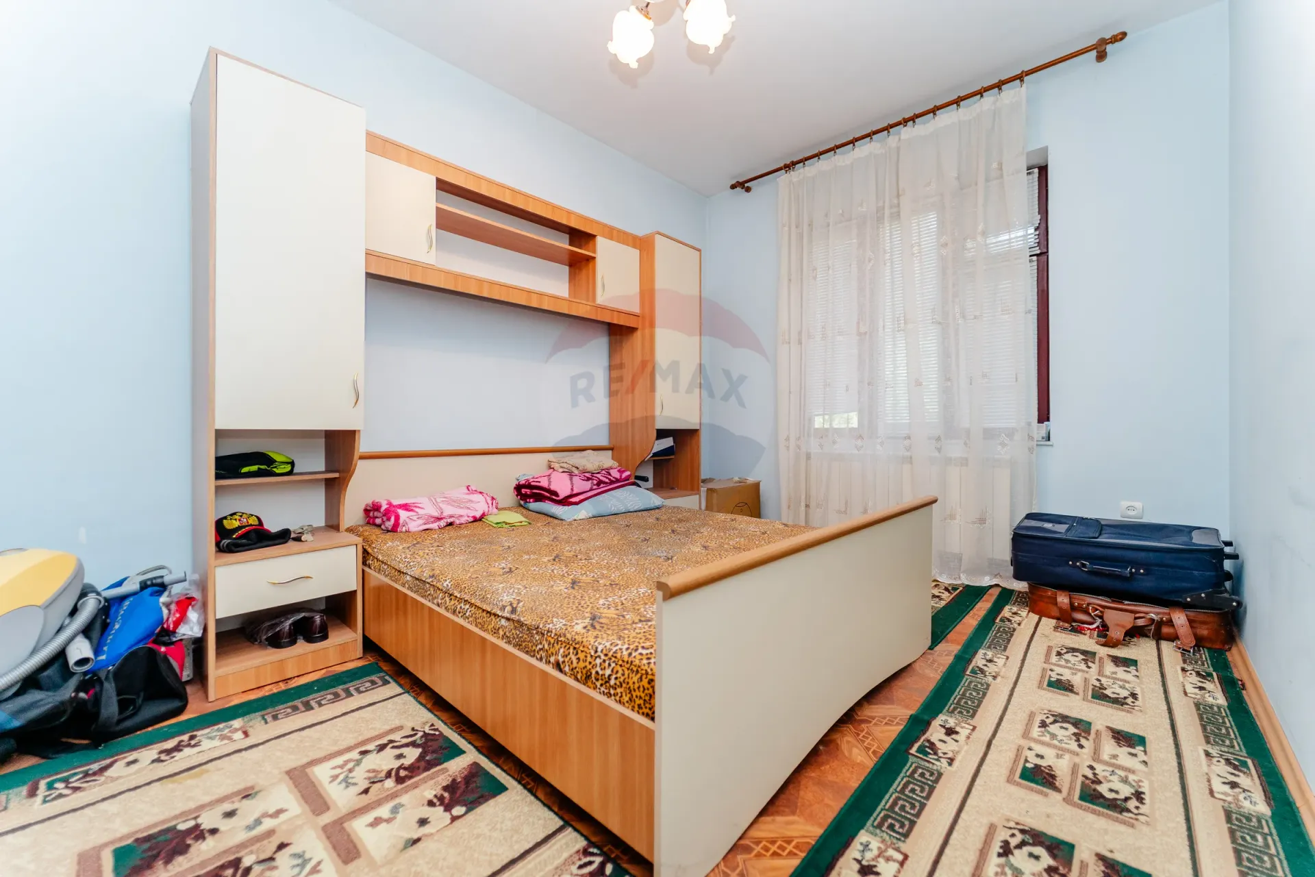 3-floor house, 315 m² — Image 15