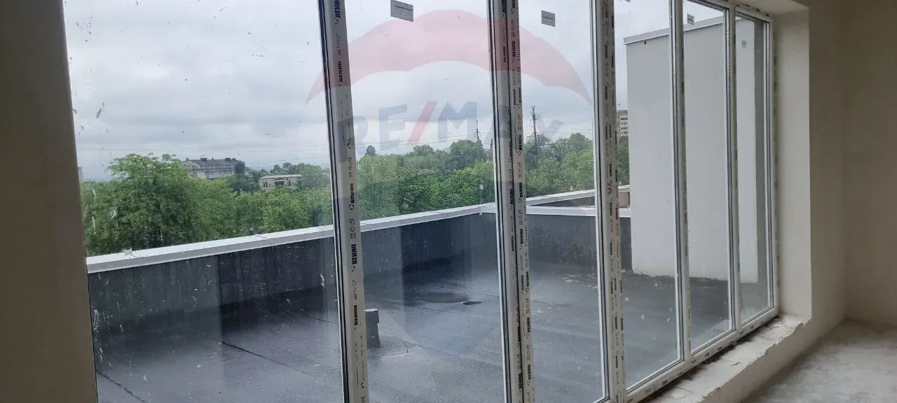 2-bedroom apartment, 121.45 m² — Image 1