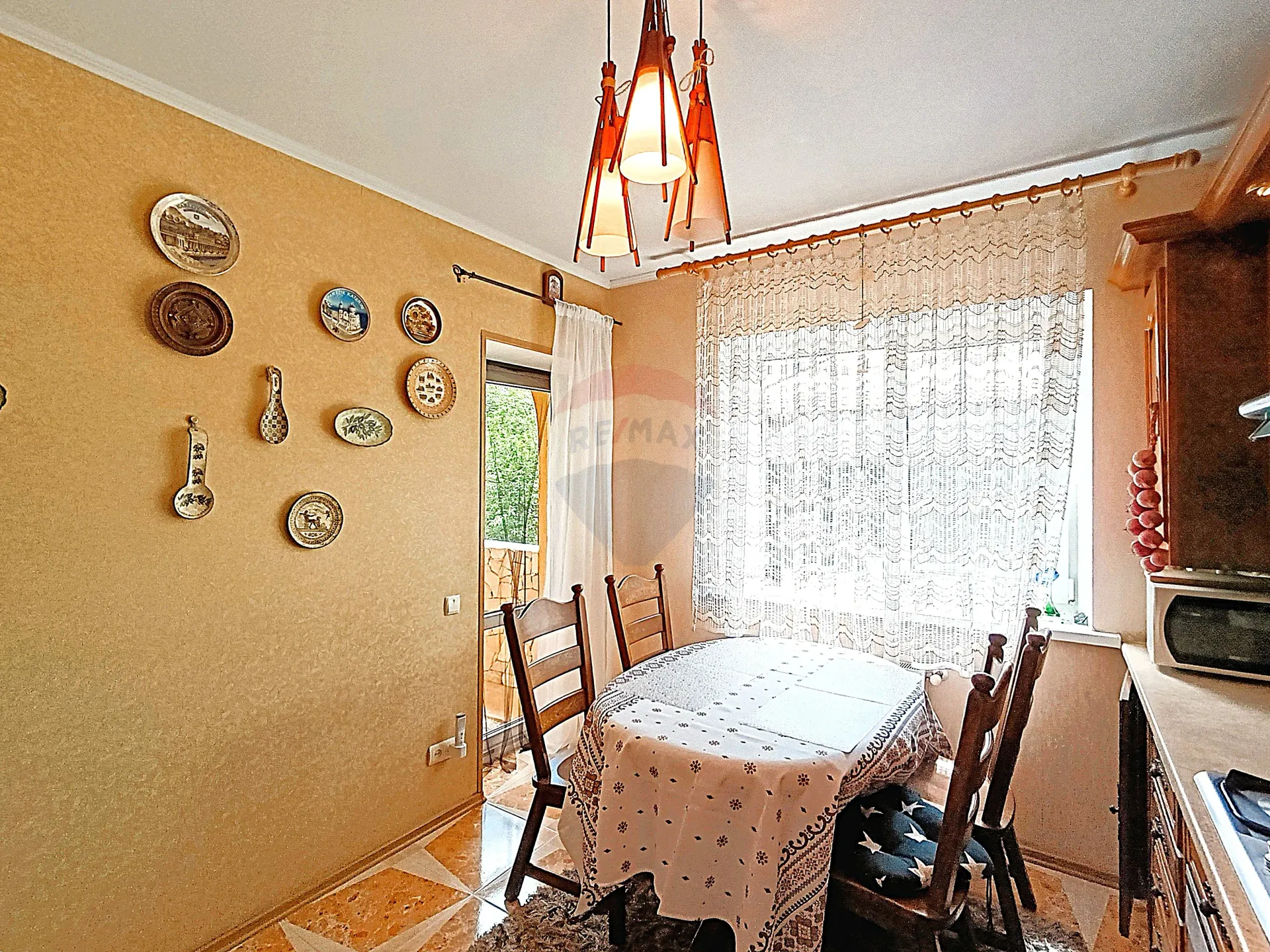 2-floor house, 195 m² — Image 4