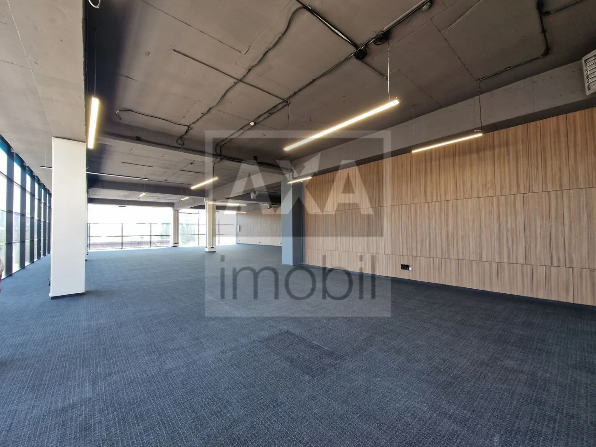 Spațiu comercial, 305 m² — Imagine 2