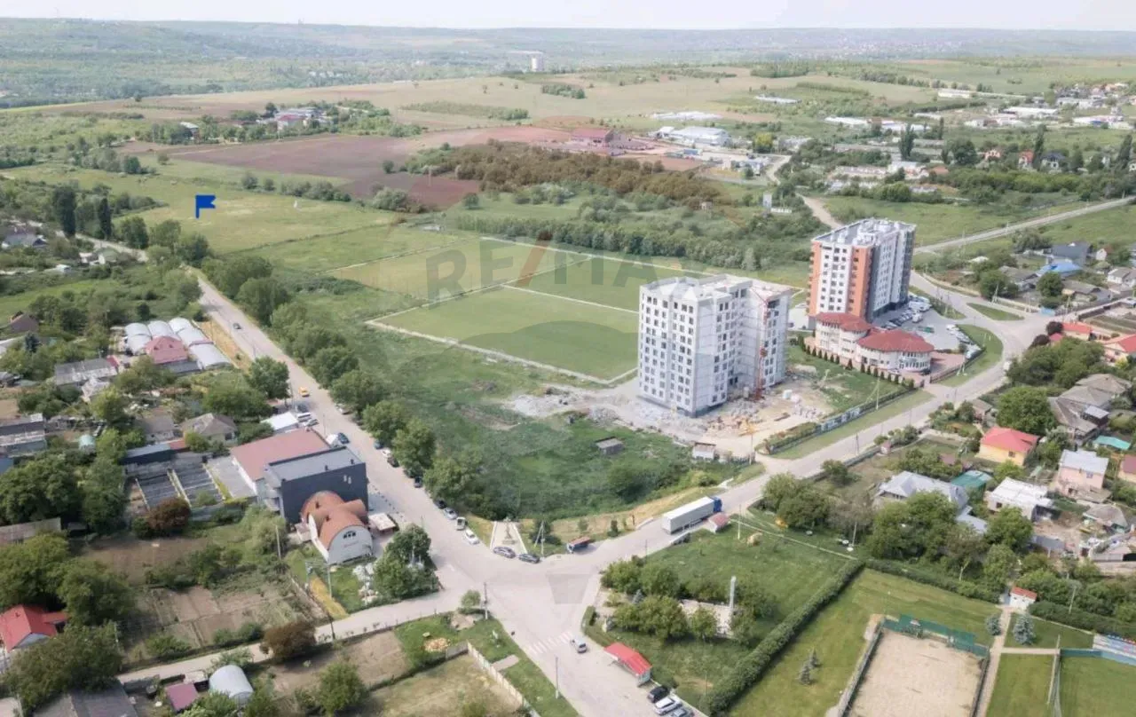 Land, 1.09 hectares — Image 1