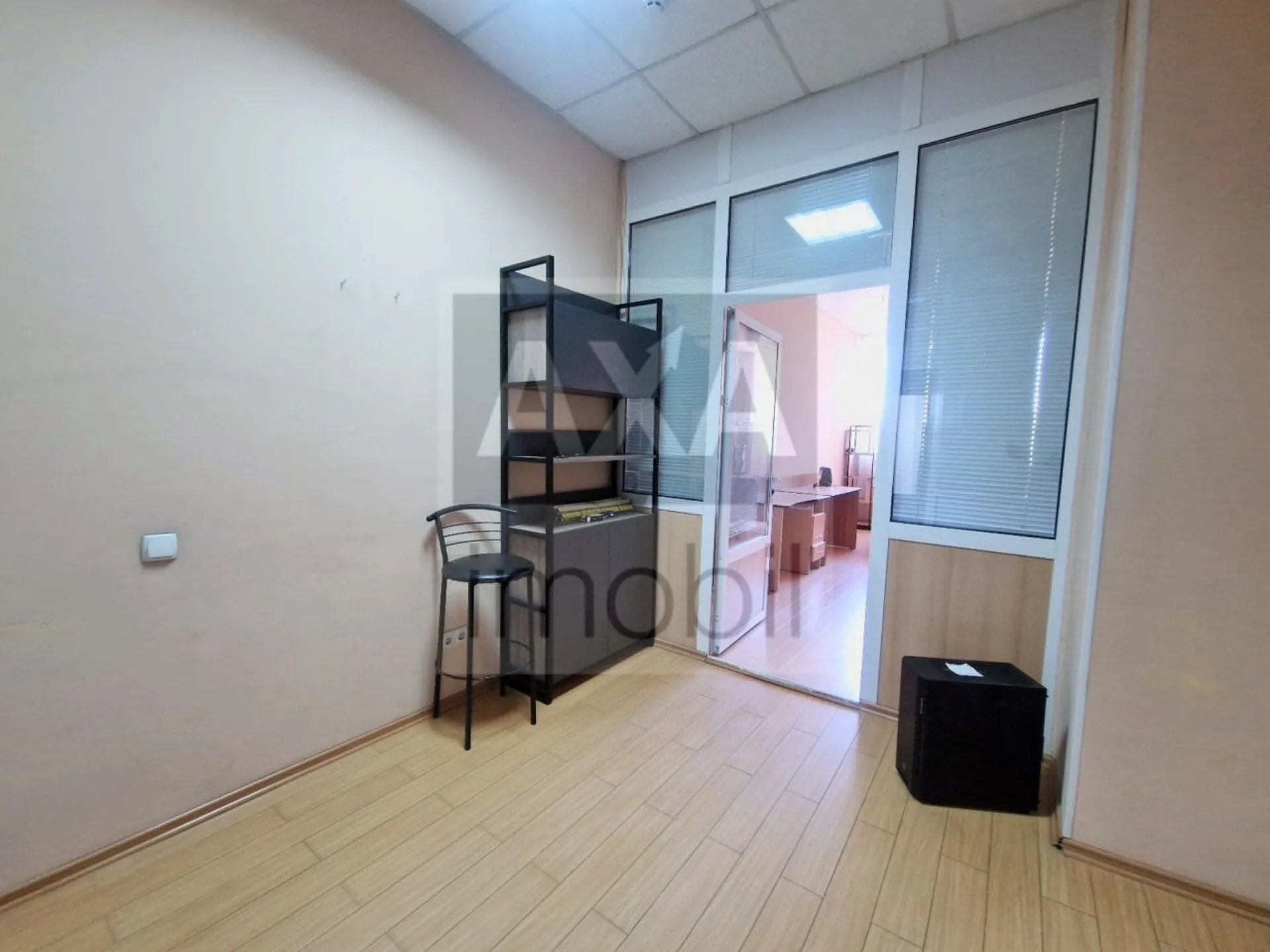 5-camere birou, 30 m² — Imagine 4