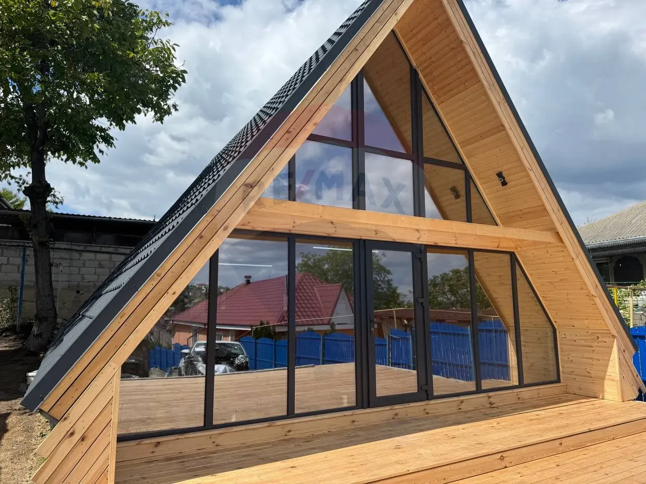 2-floor house, 90 m² — Image 1