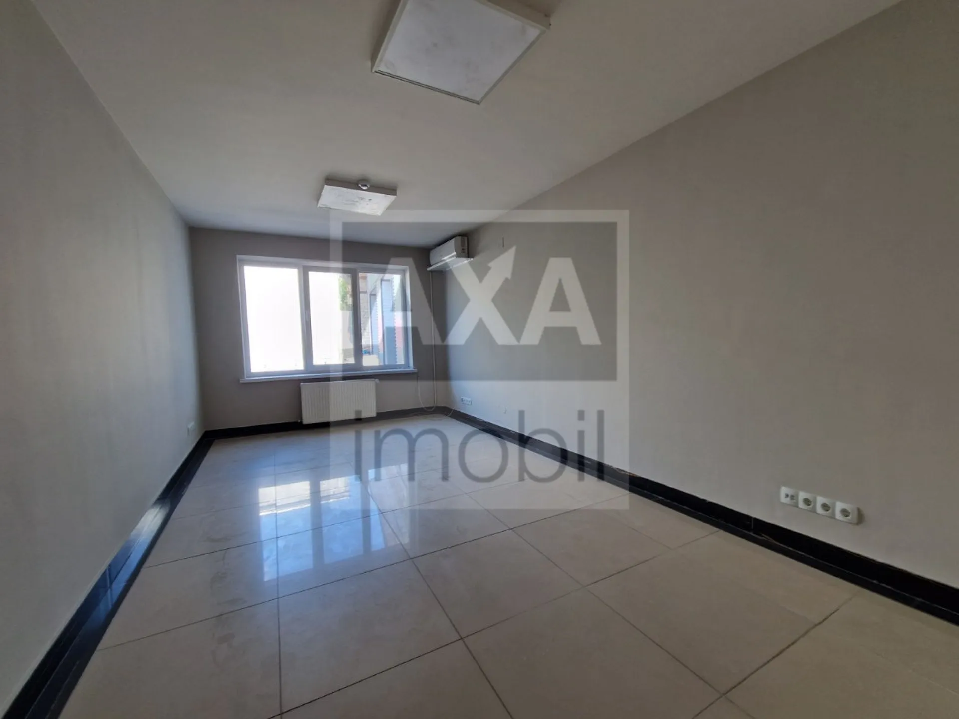1-camere birou, 20 m² — Imagine 1
