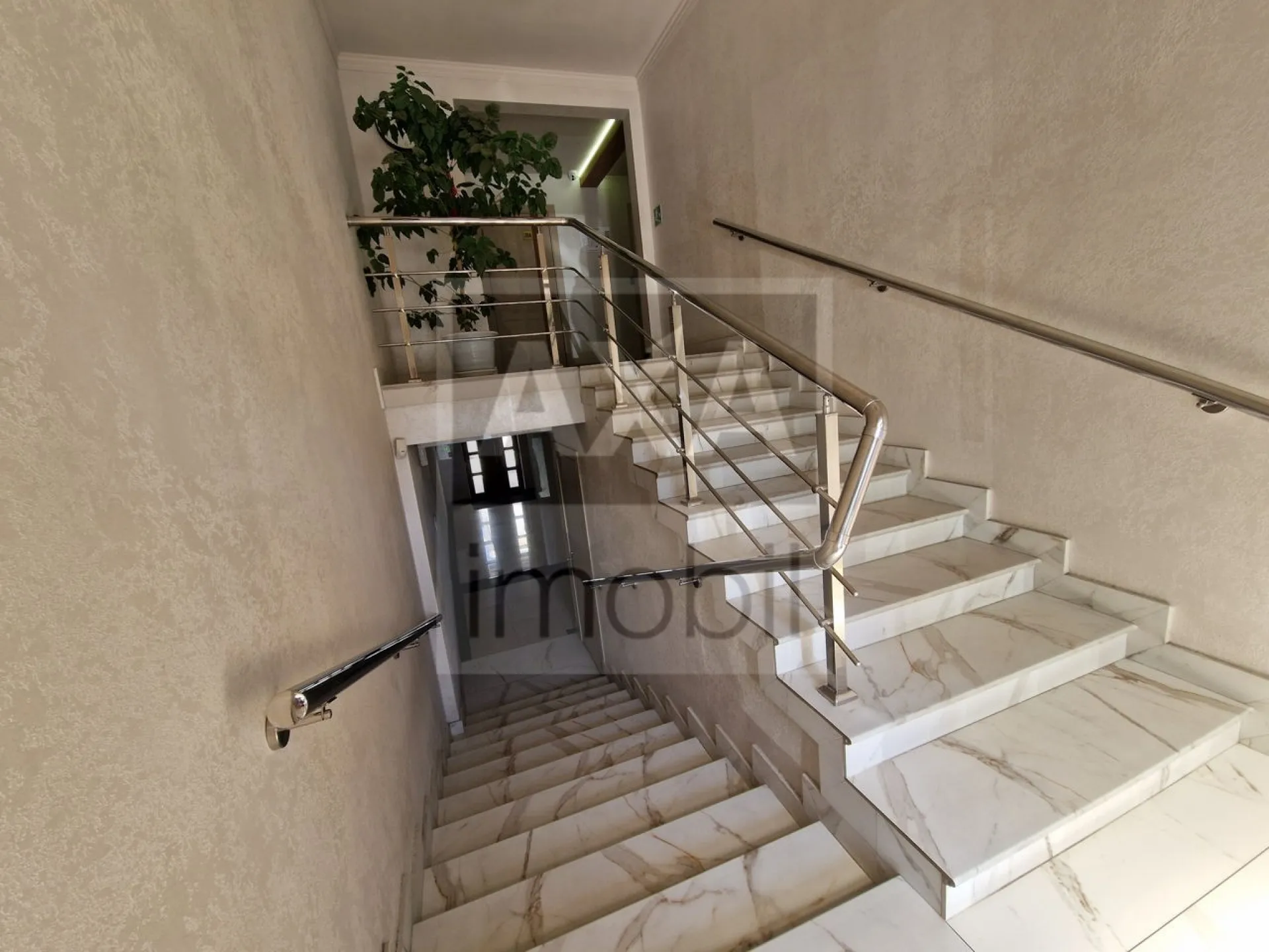 1-camere birou, 20 m² — Imagine 3