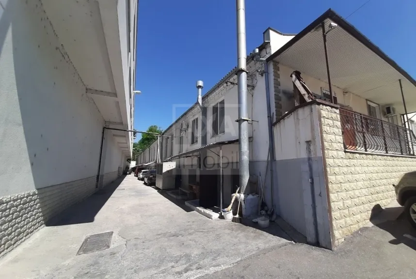 Spațiu comercial, 350 m² — Imagine 2