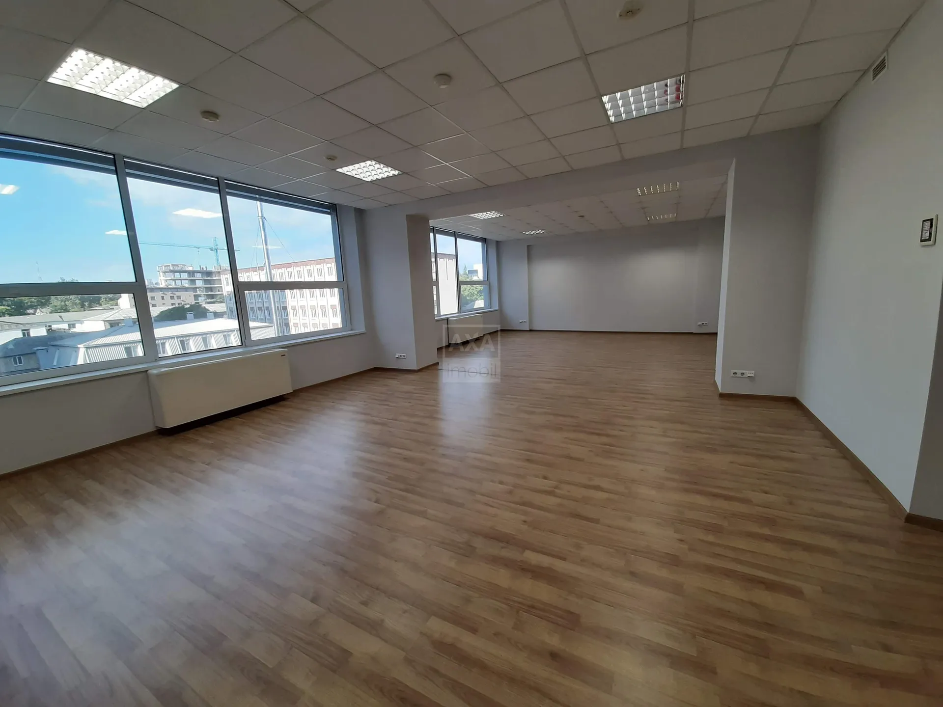 1-camere birou, 72 m² — Imagine 2