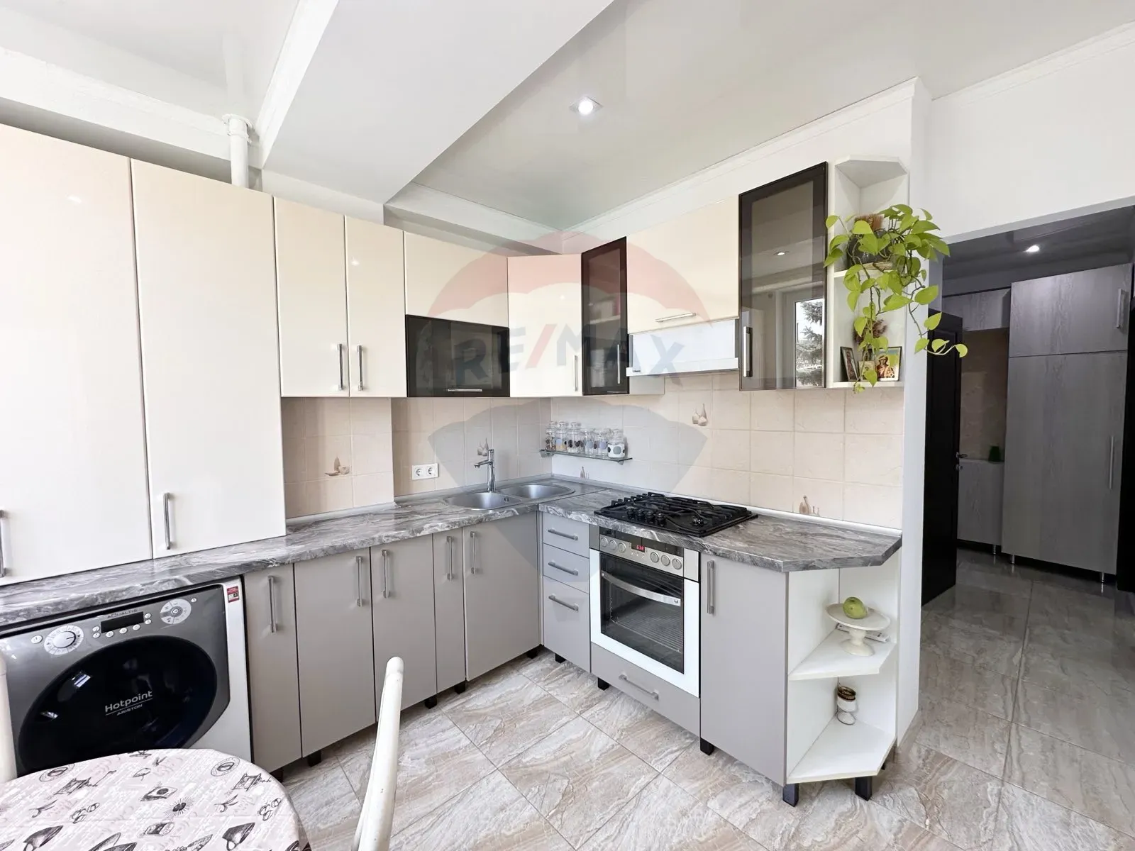 1-bedroom apartment, 42 m² — Image 5