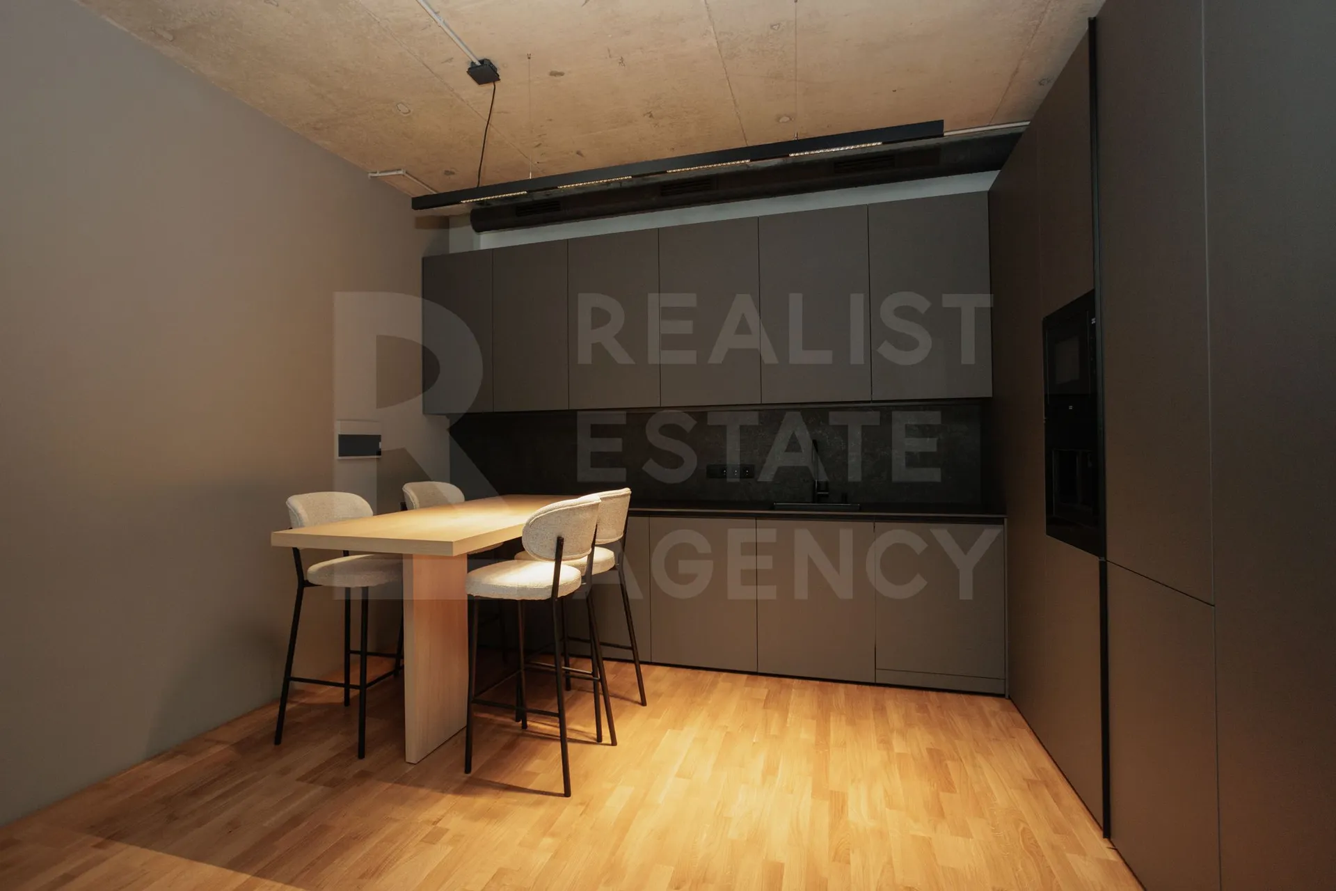 Trade space, 81.4 m² — Image 2