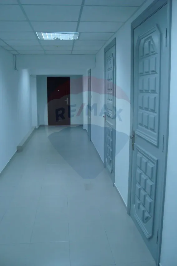 Free-purpose property, 200 m² — Image 5