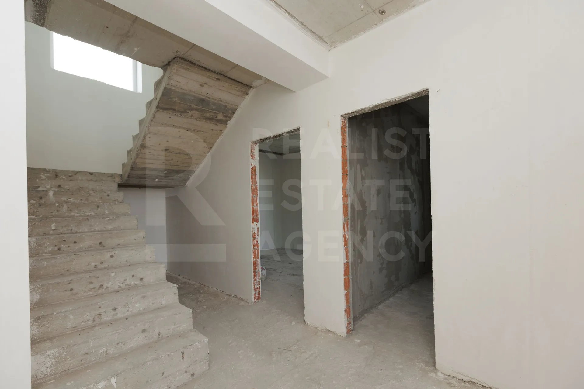 2-этажный дом, 4 комнаты, 165 м² — Изображение 4