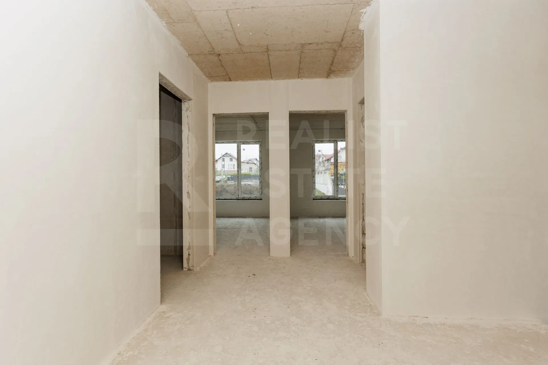 3-этажный дом, 3 комнаты, 188 м² — Изображение 4