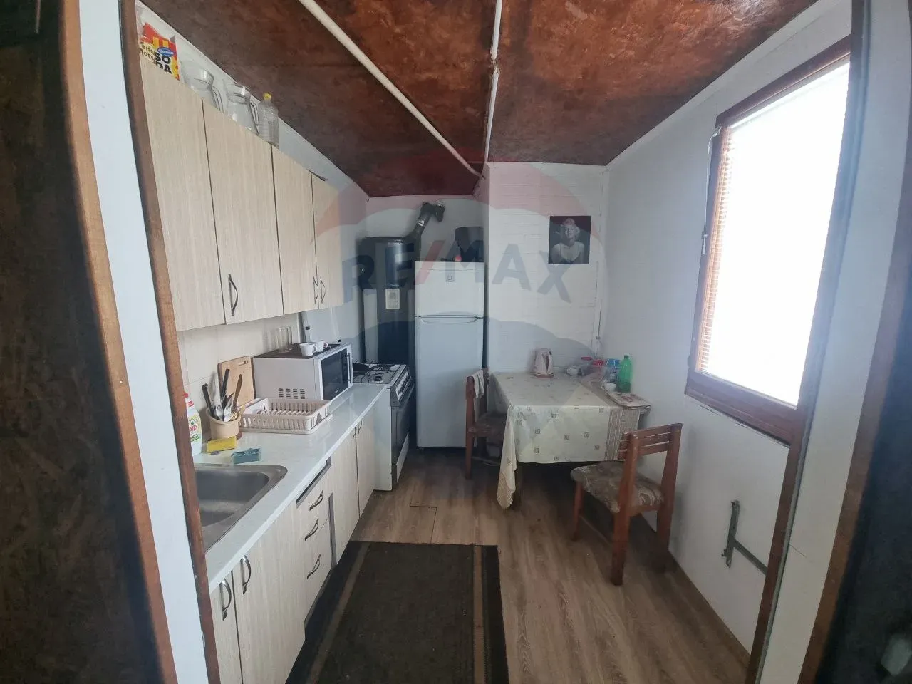 2-floor house, 196.6 m² — Image 2