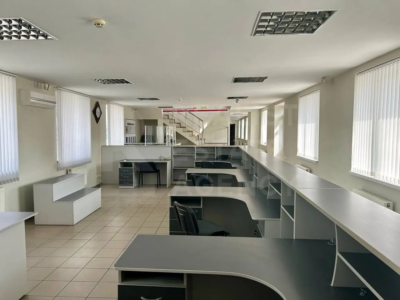 Spațiu comercial, 440 m² — Imagine 4