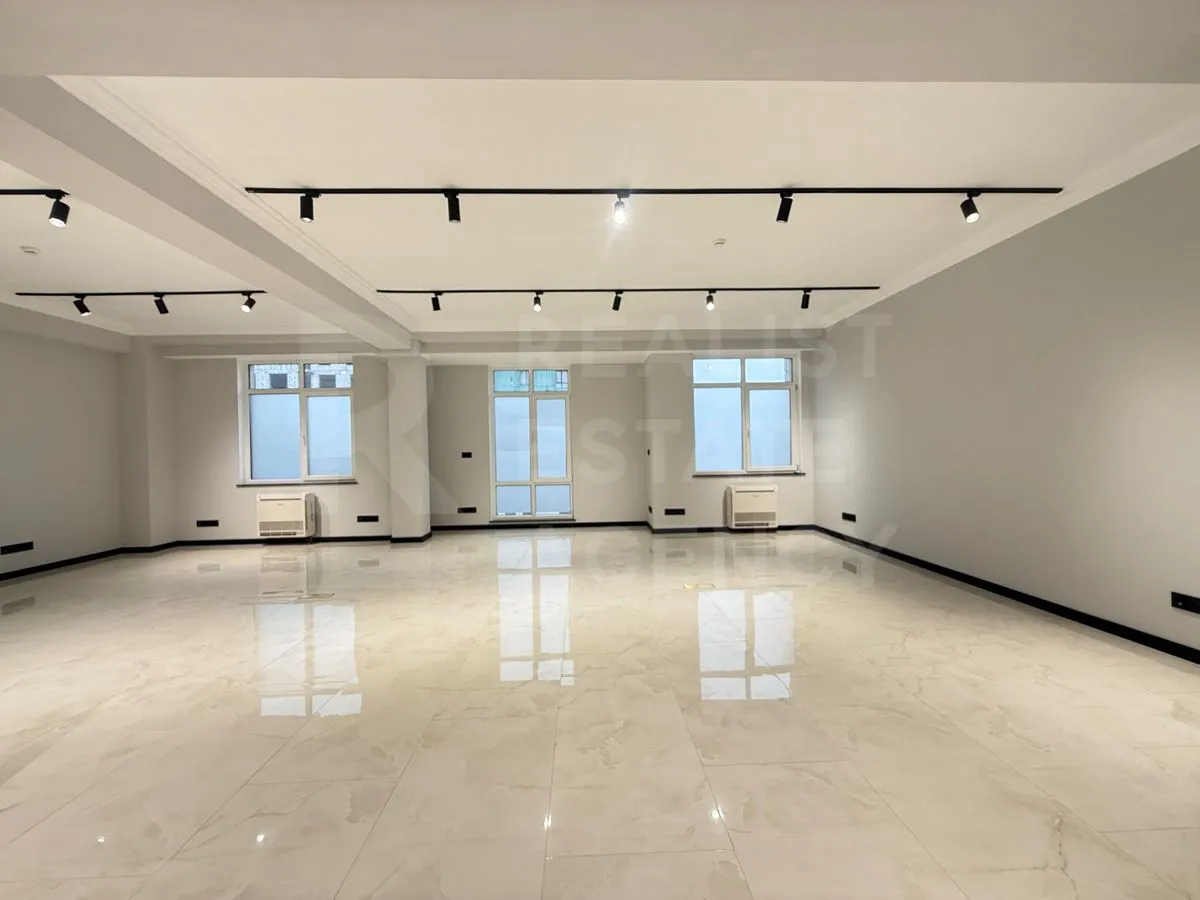 1-комнатный офис, 83 м² — Изображение 1