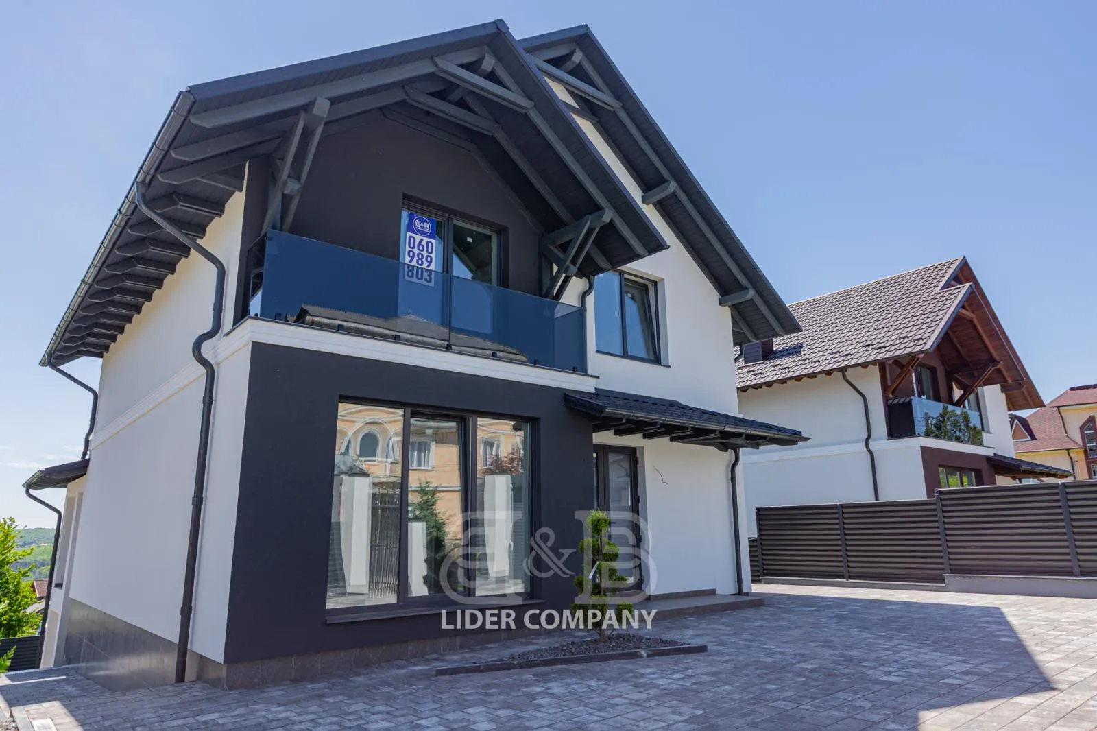 2-этажный дом, 3 комнаты, 145 м² — Изображение 1
