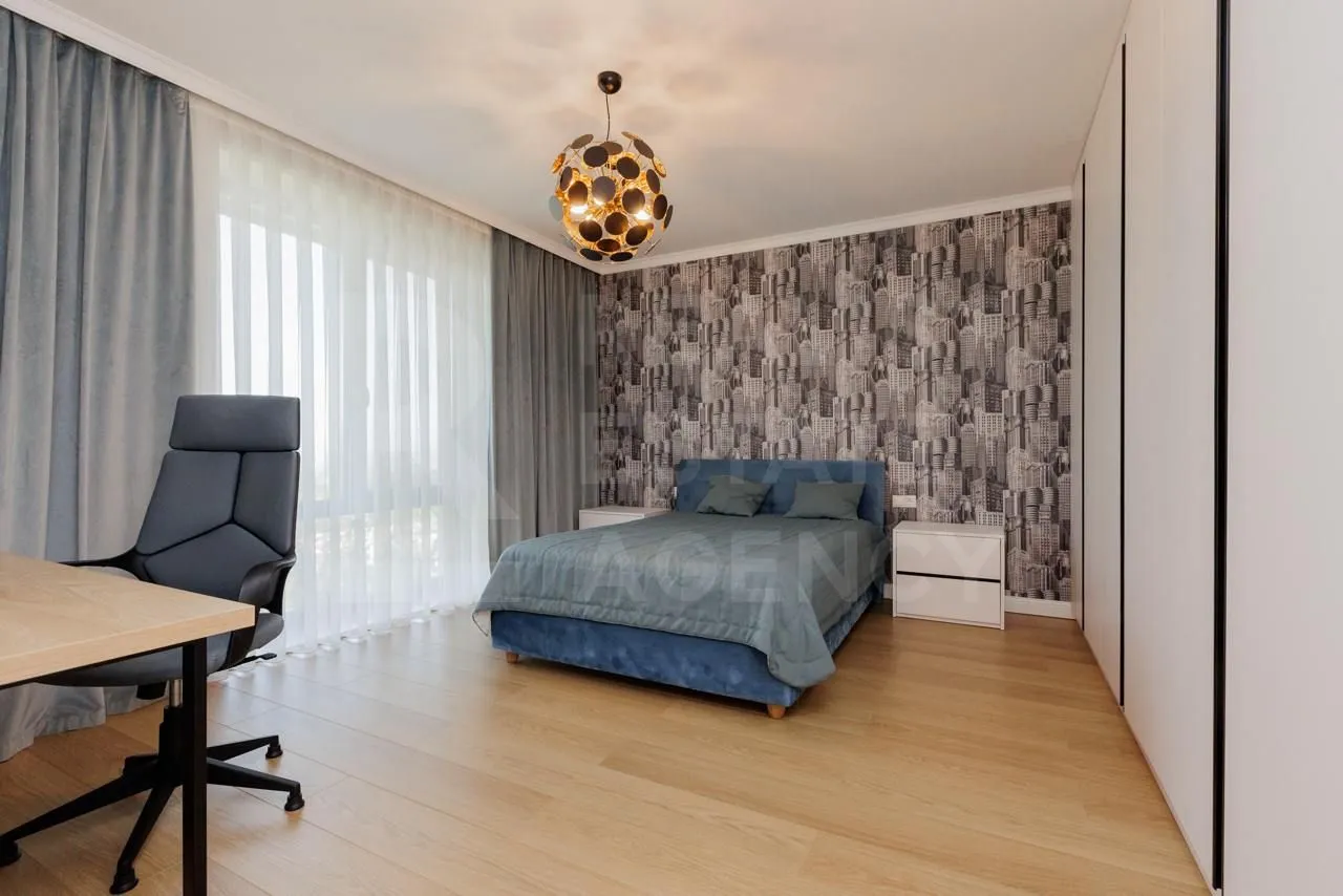 2-этажный дом, 3 комнаты, 250 м² — Изображение 4