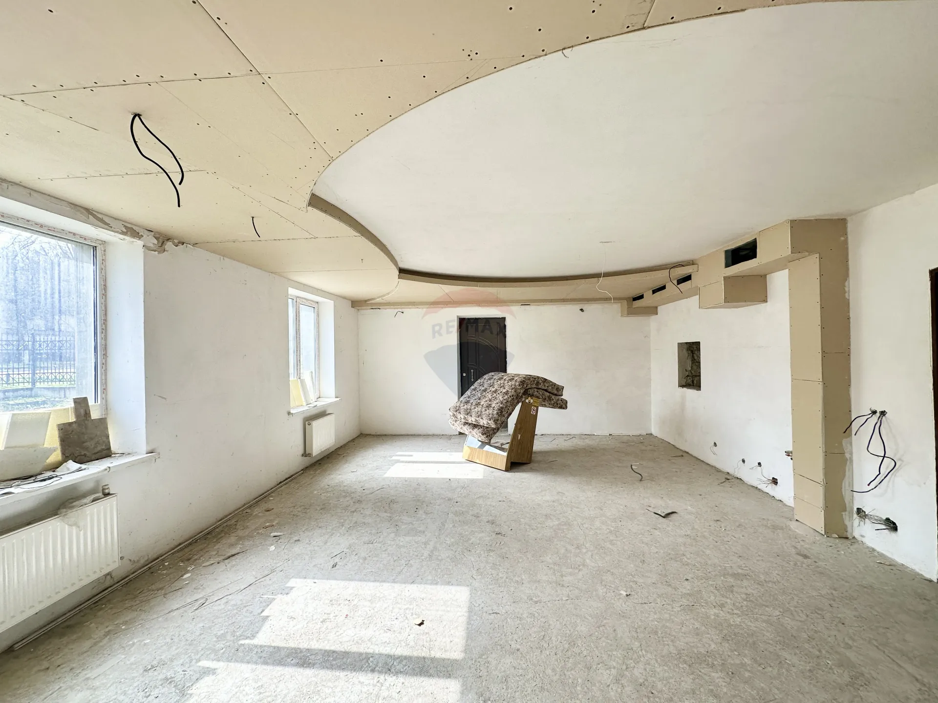 Free-purpose property, 800 m² — Image 7